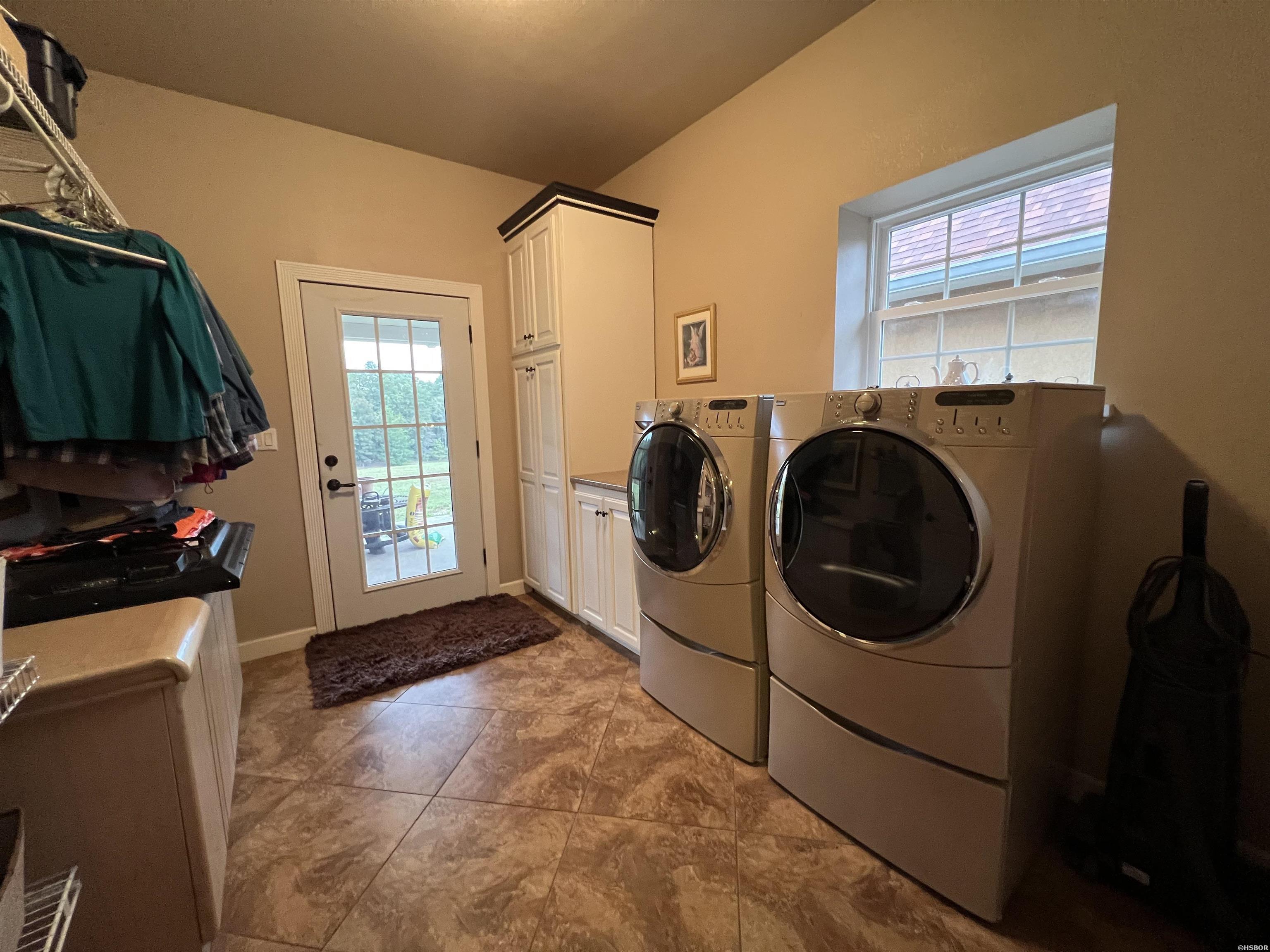 912 Ebenezer Property Photo 22