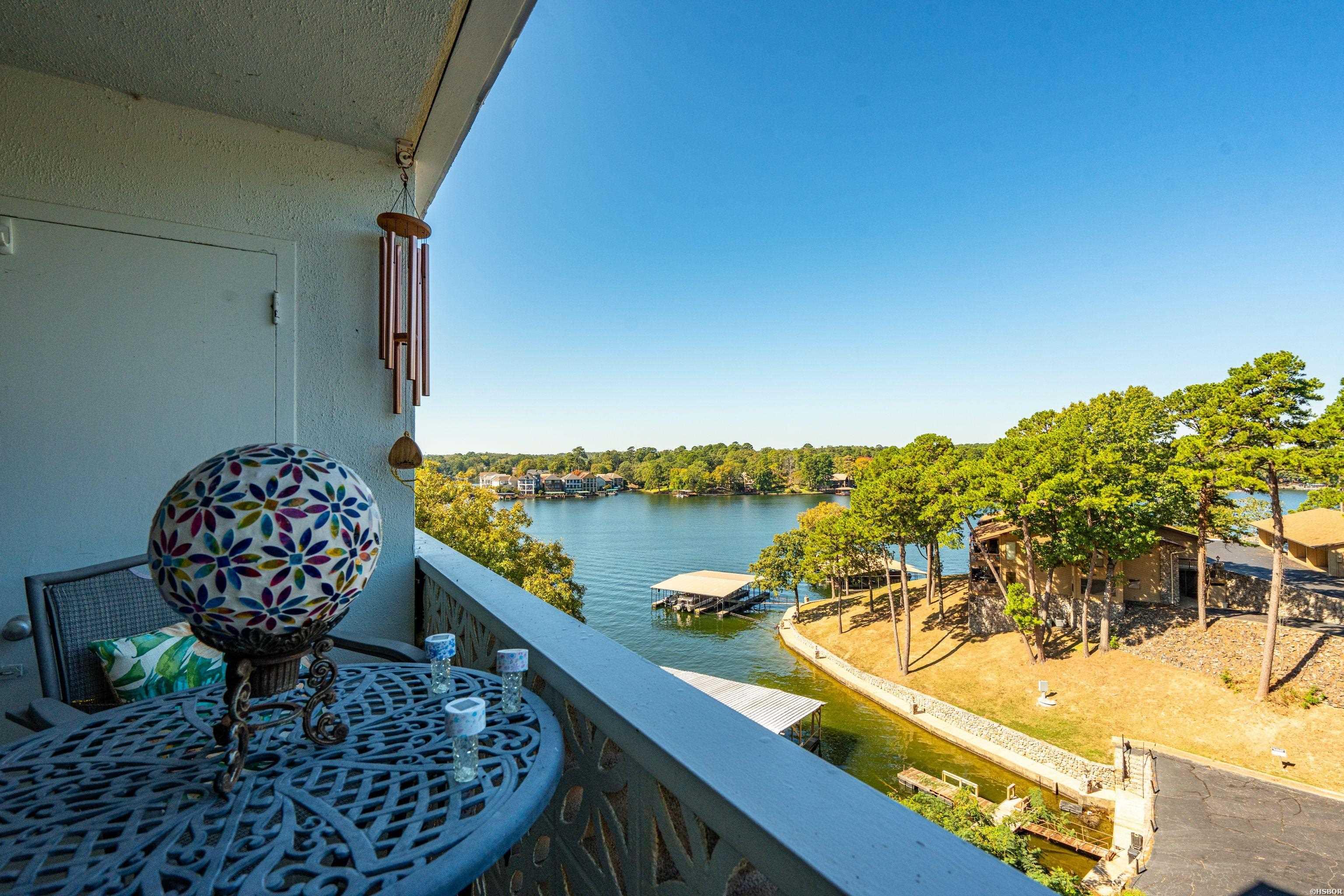 740 WESTON Property Photo 1