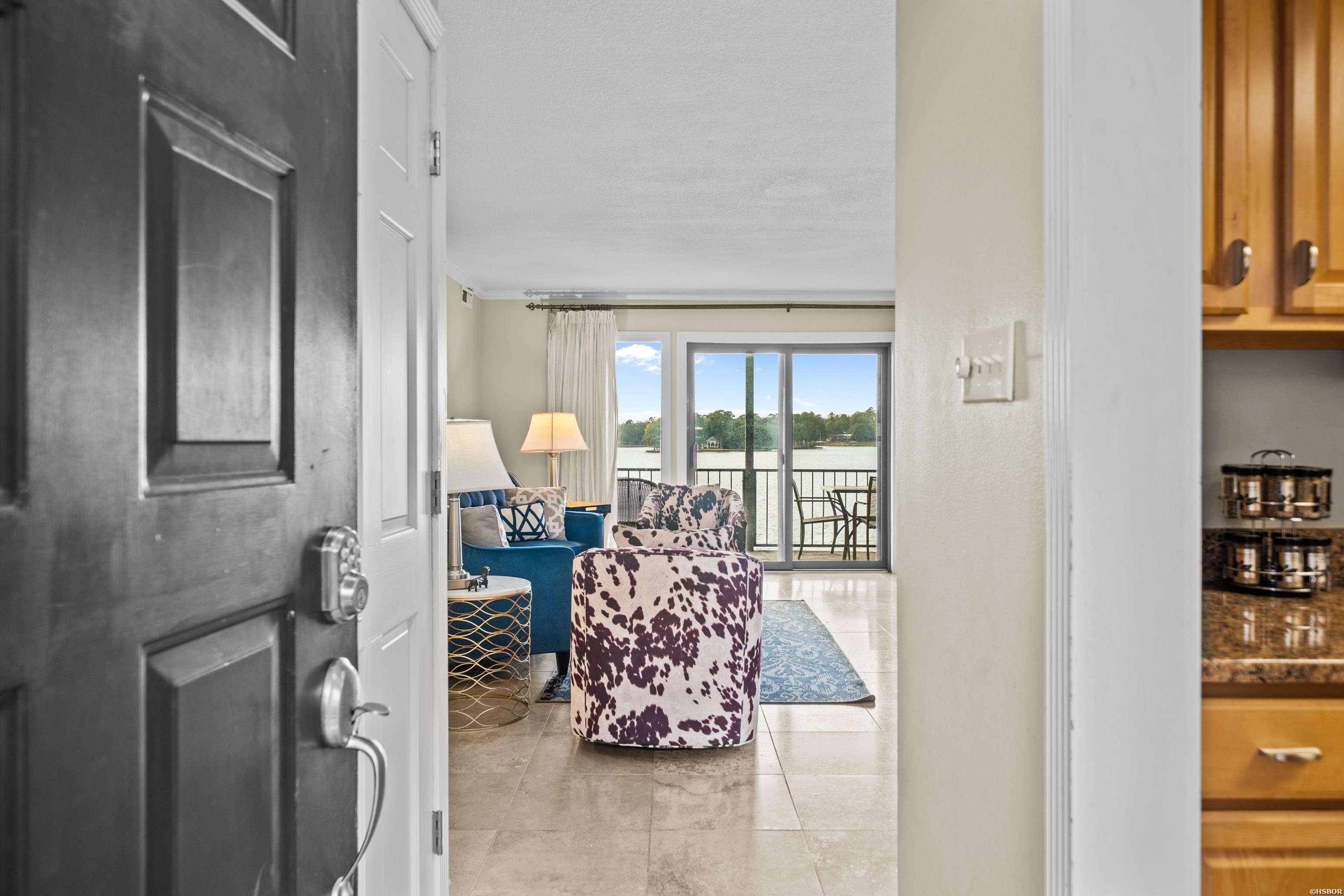 120 Catalina Circle Property Photo 4