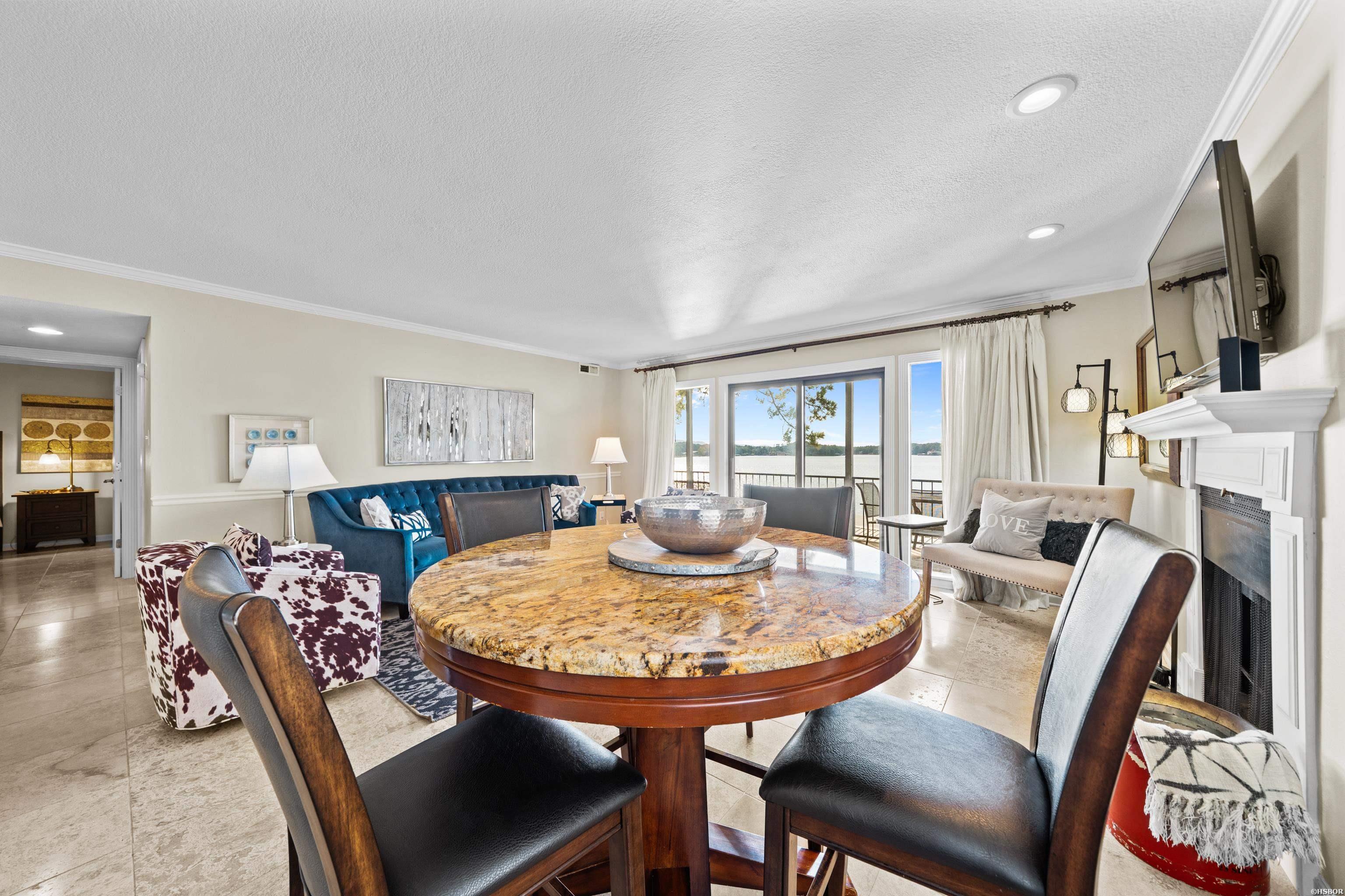 120 Catalina Circle Property Photo 6