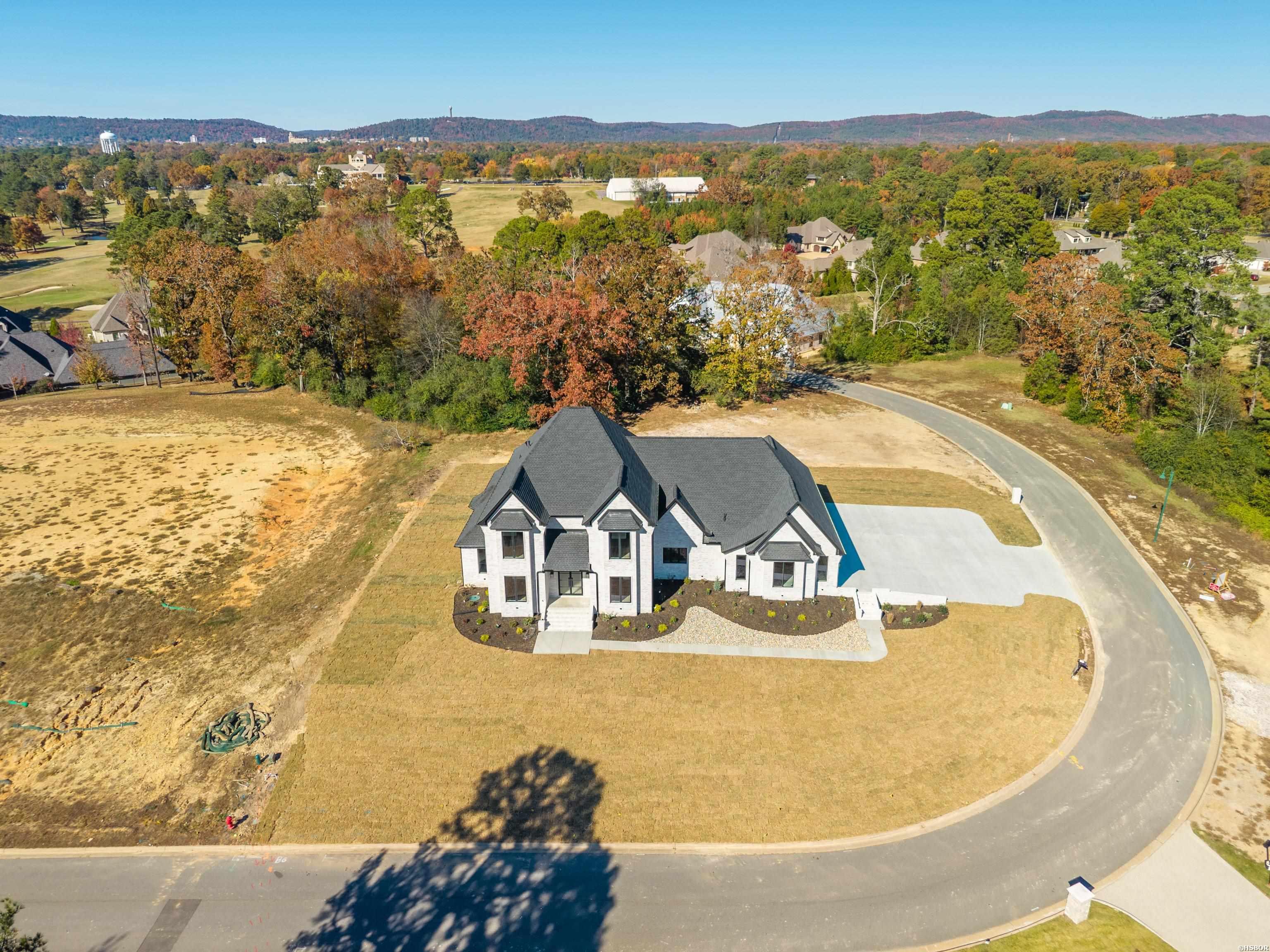 124 Arlington Park Circle Property Photo 4