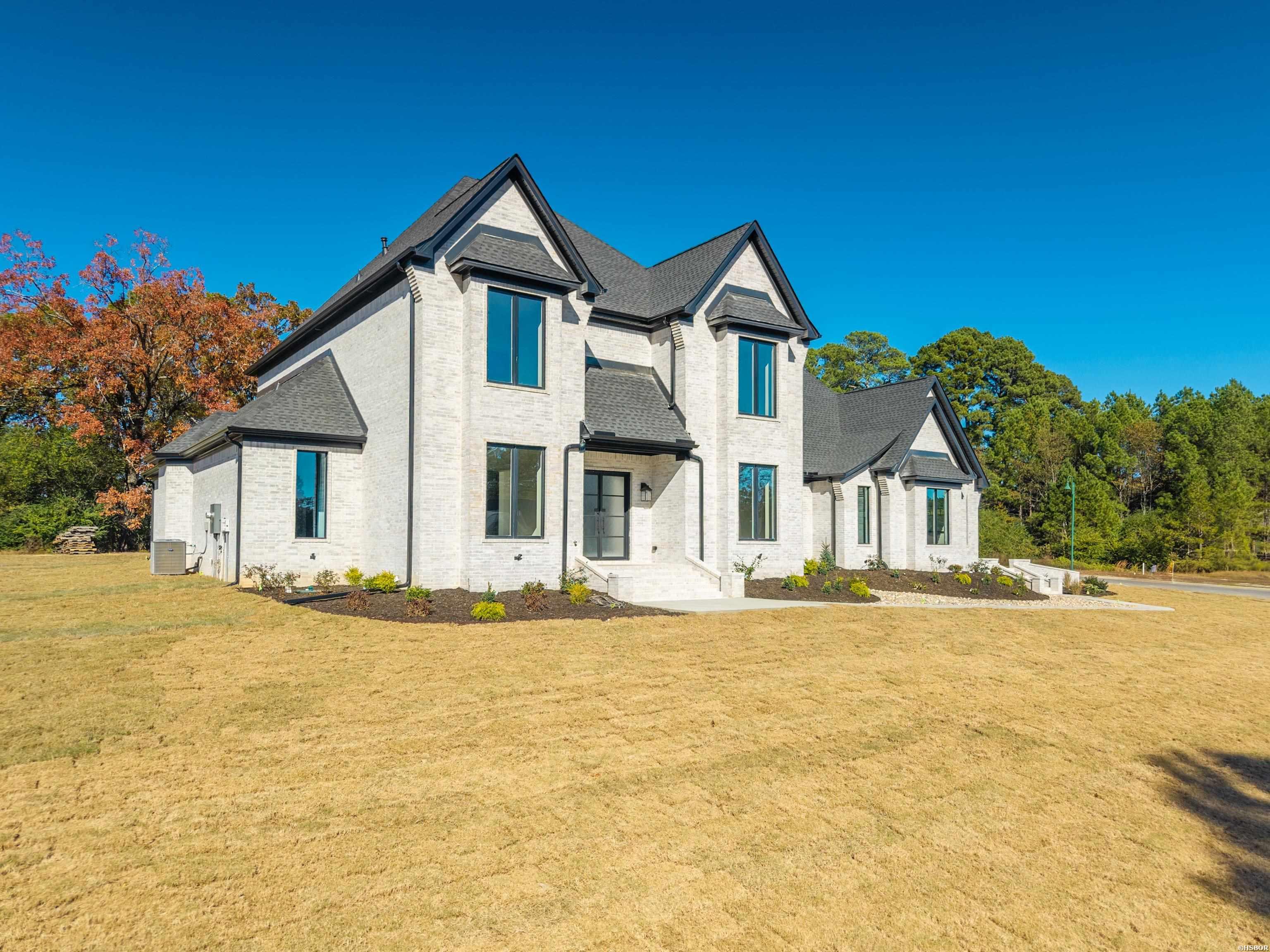 124 Arlington Park Circle Property Photo 8