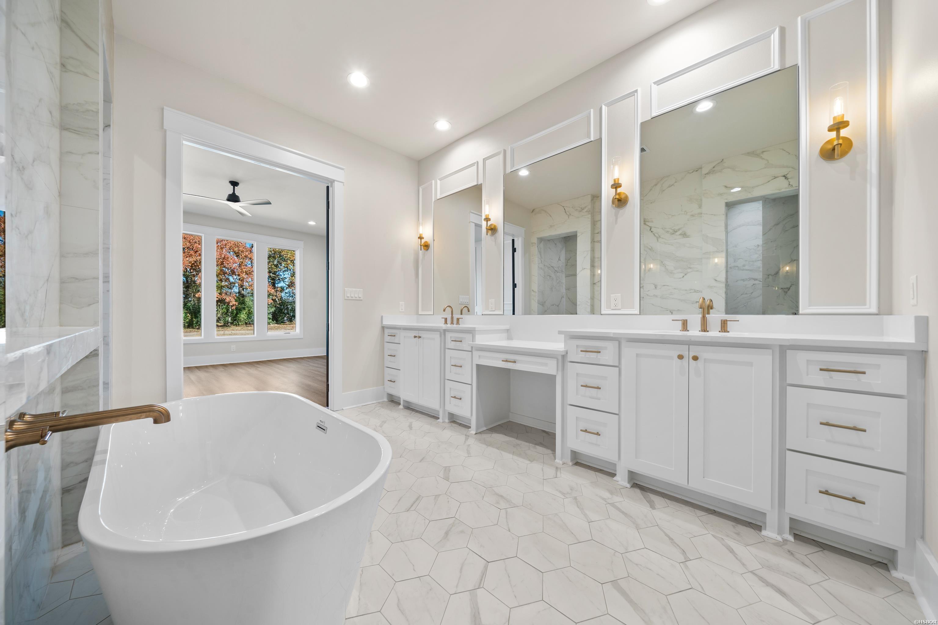 124 Arlington Park Circle Property Photo 37