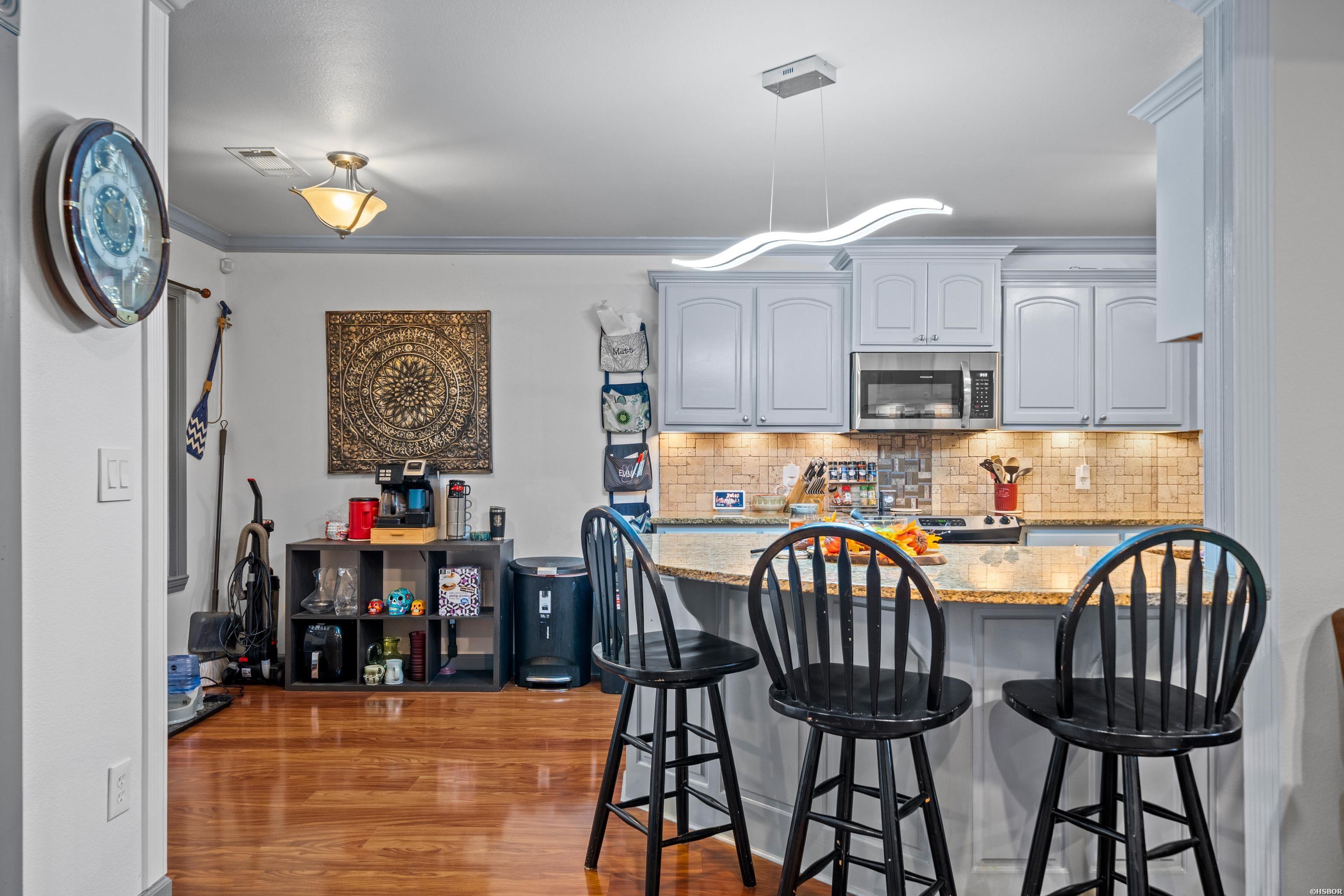 3024 Miracle Heights Cove Property Photo 12