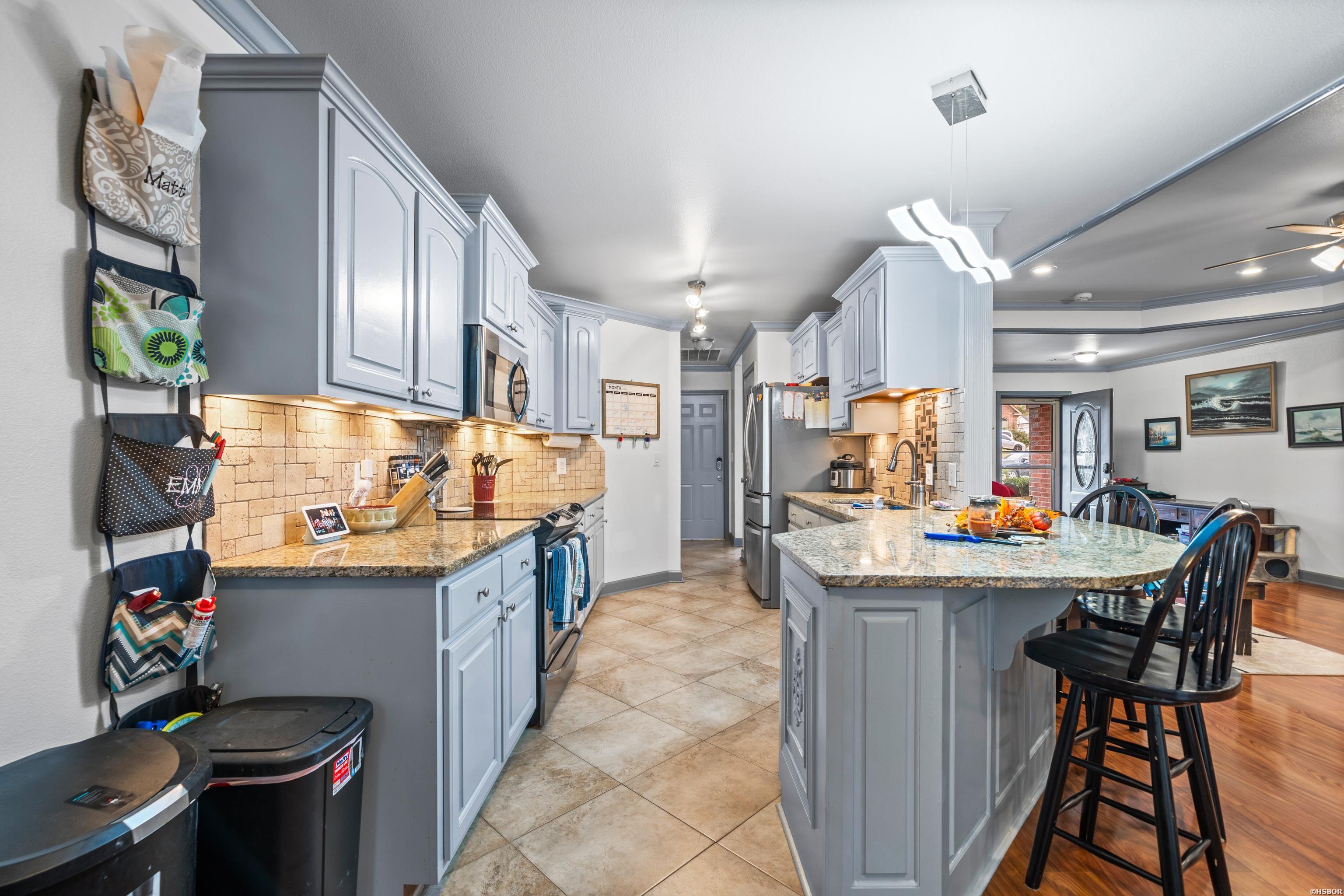 3024 Miracle Heights Cove Property Photo 13