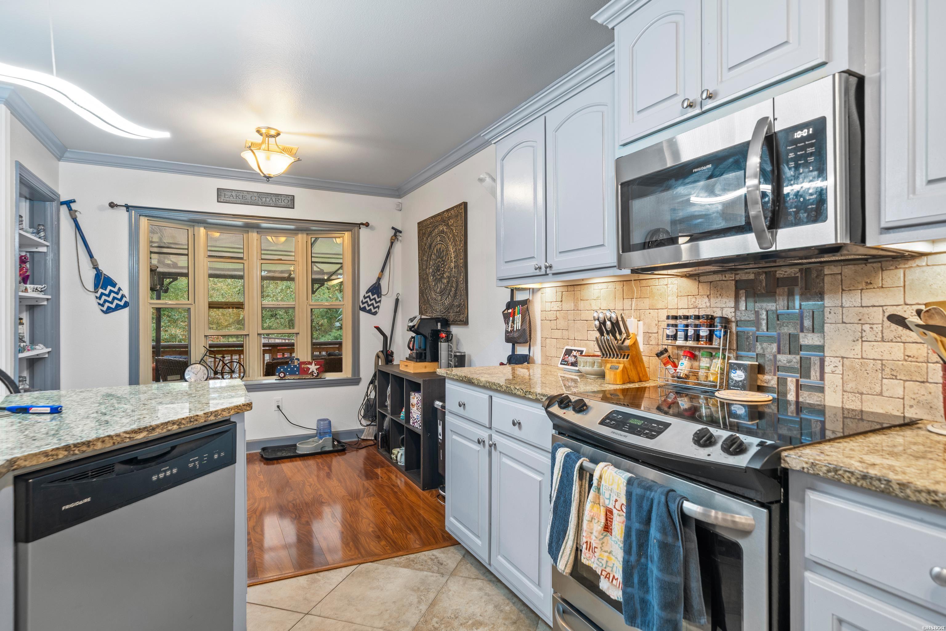 3024 Miracle Heights Cove Property Photo 17