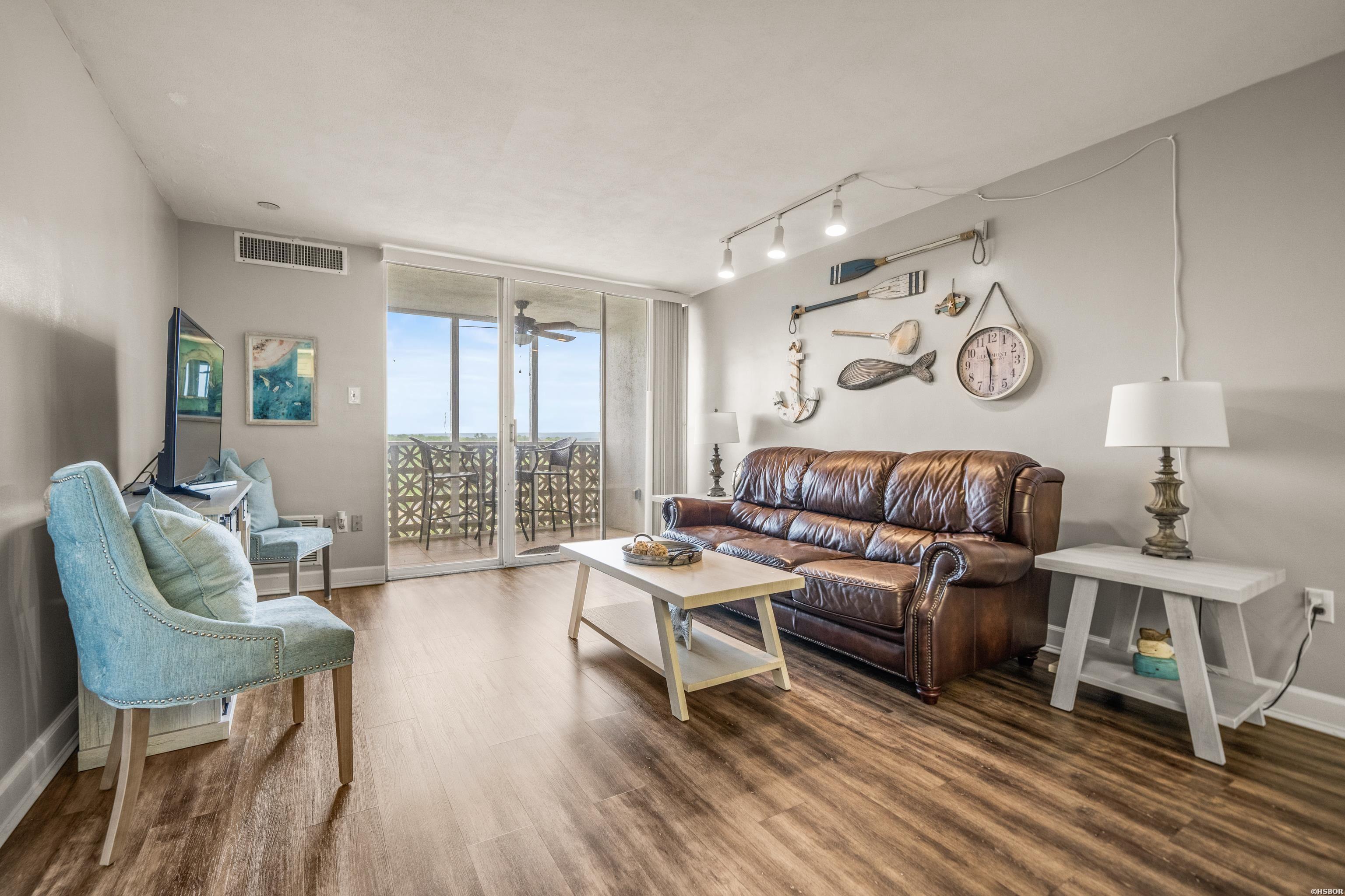 740 Weston Property Photo 10