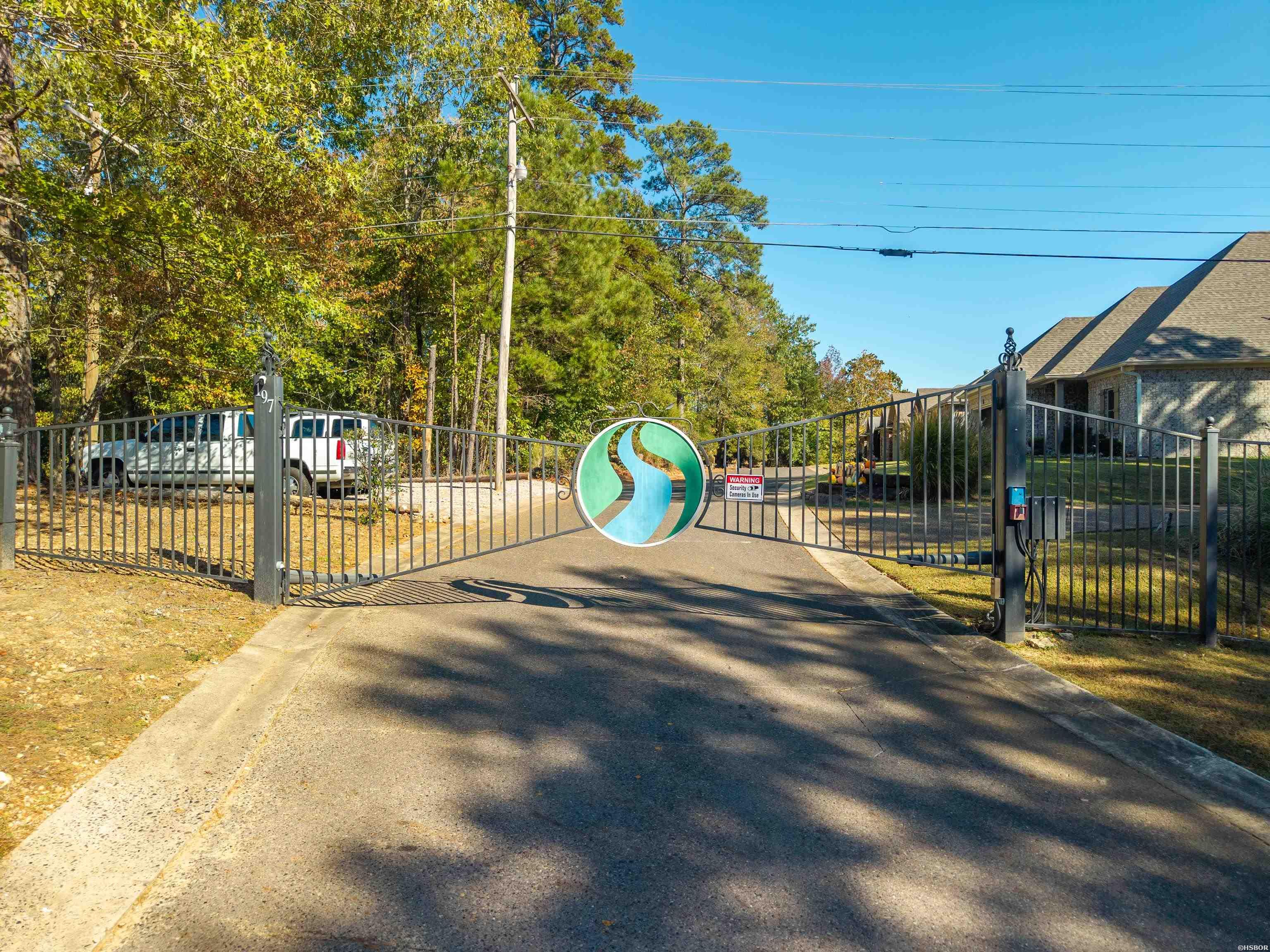 197 E Catherine Heights Property Photo 2