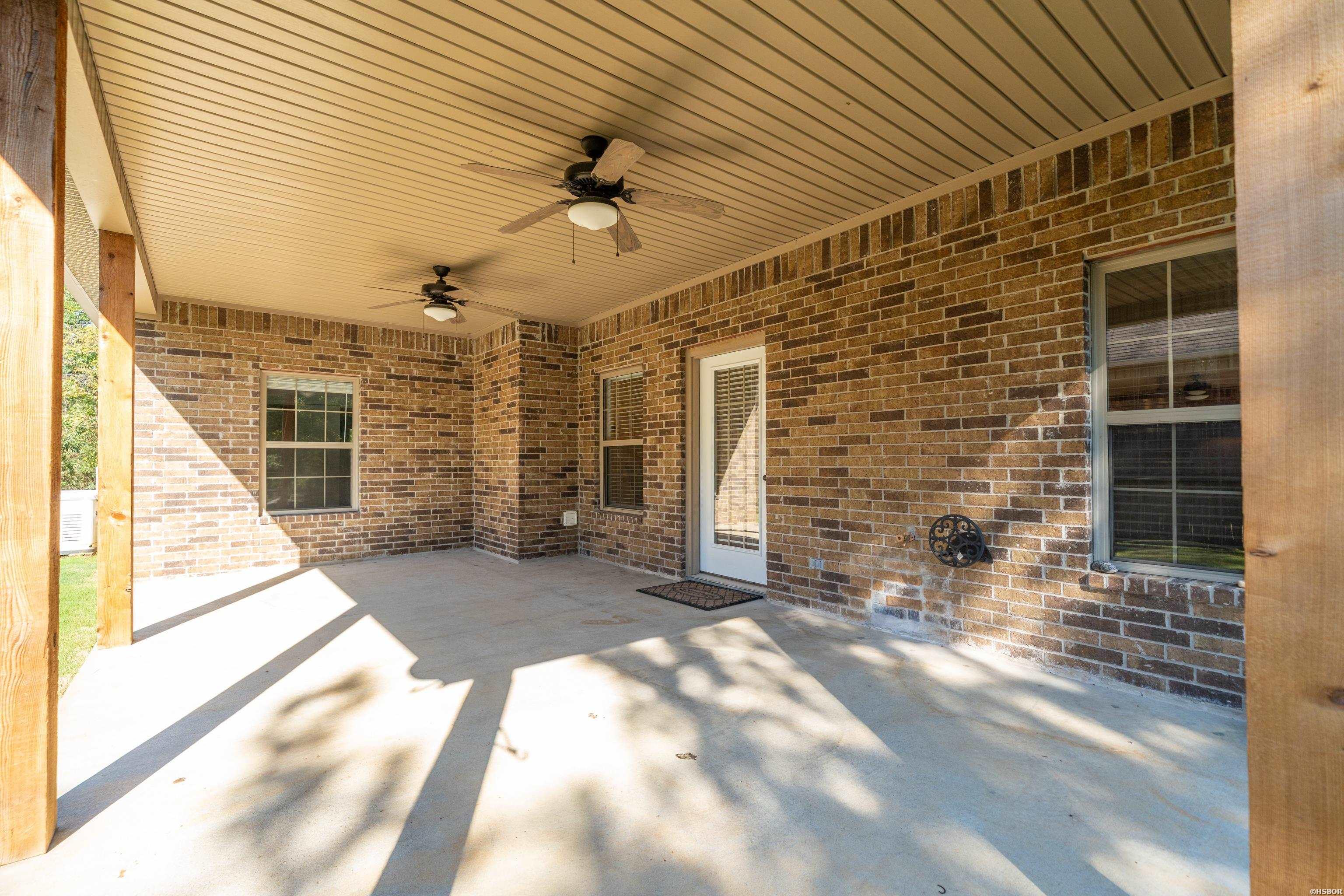 197 E Catherine Heights Property Photo 6