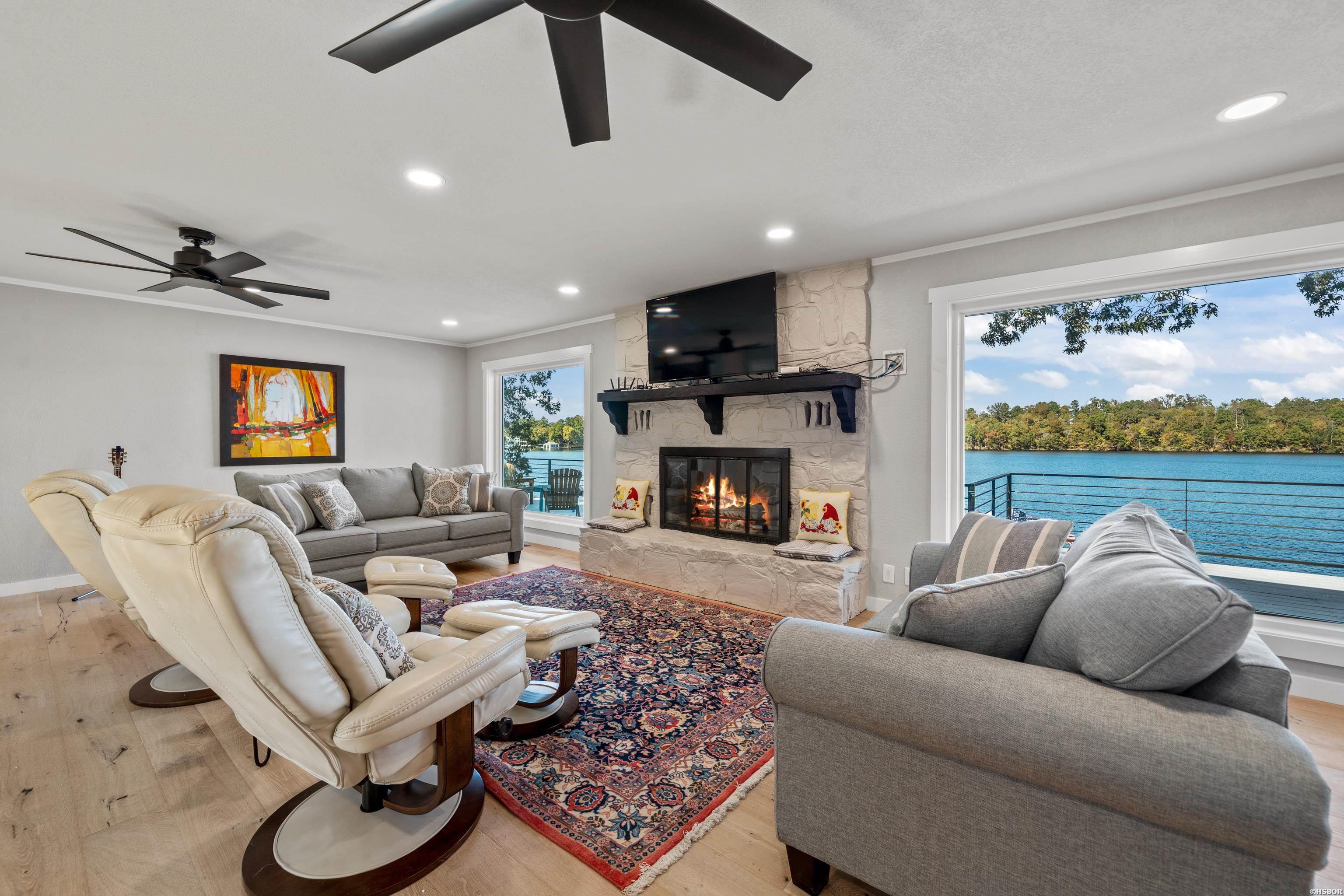 499 Longview Point Property Photo 7