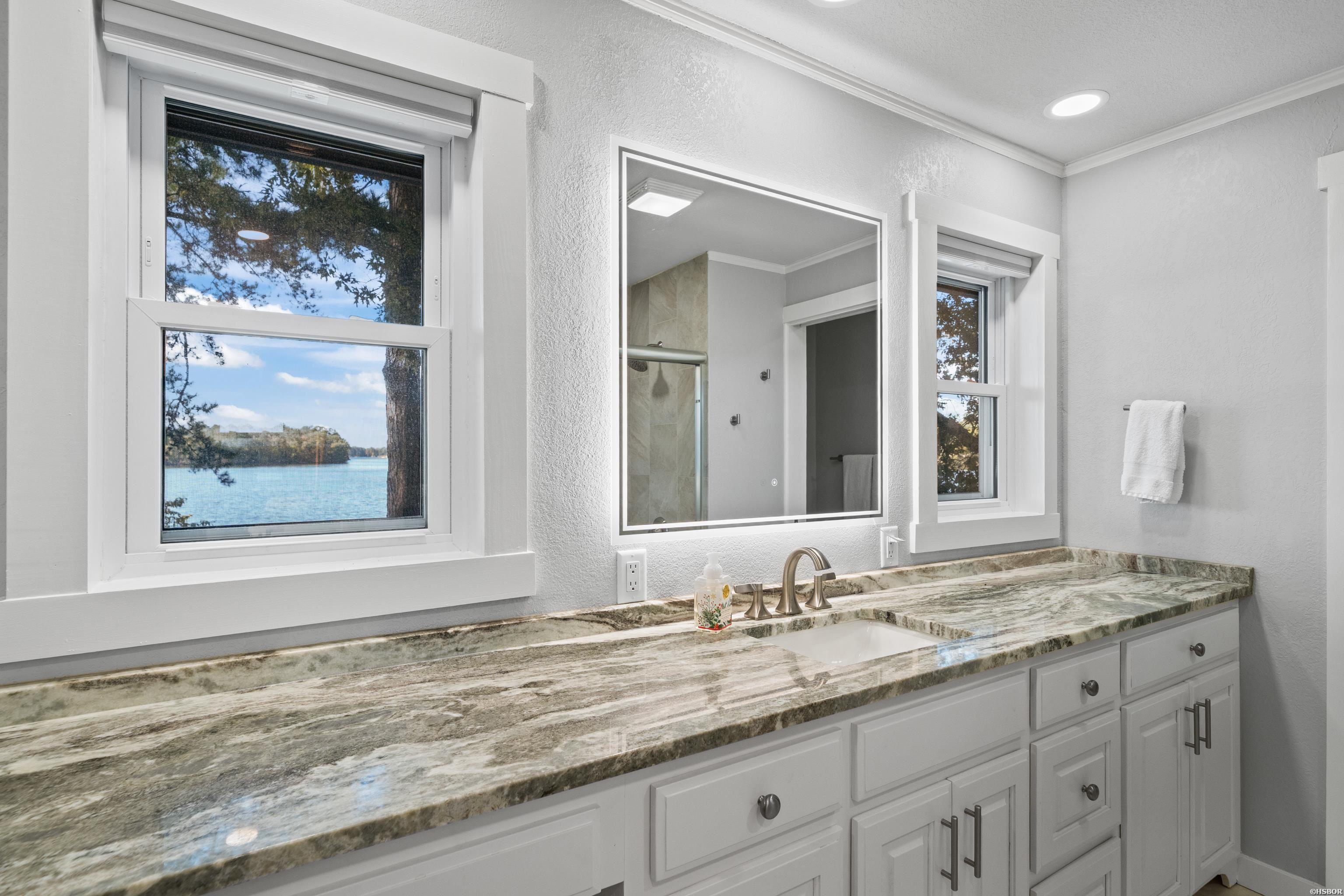 499 Longview Point Property Photo 27