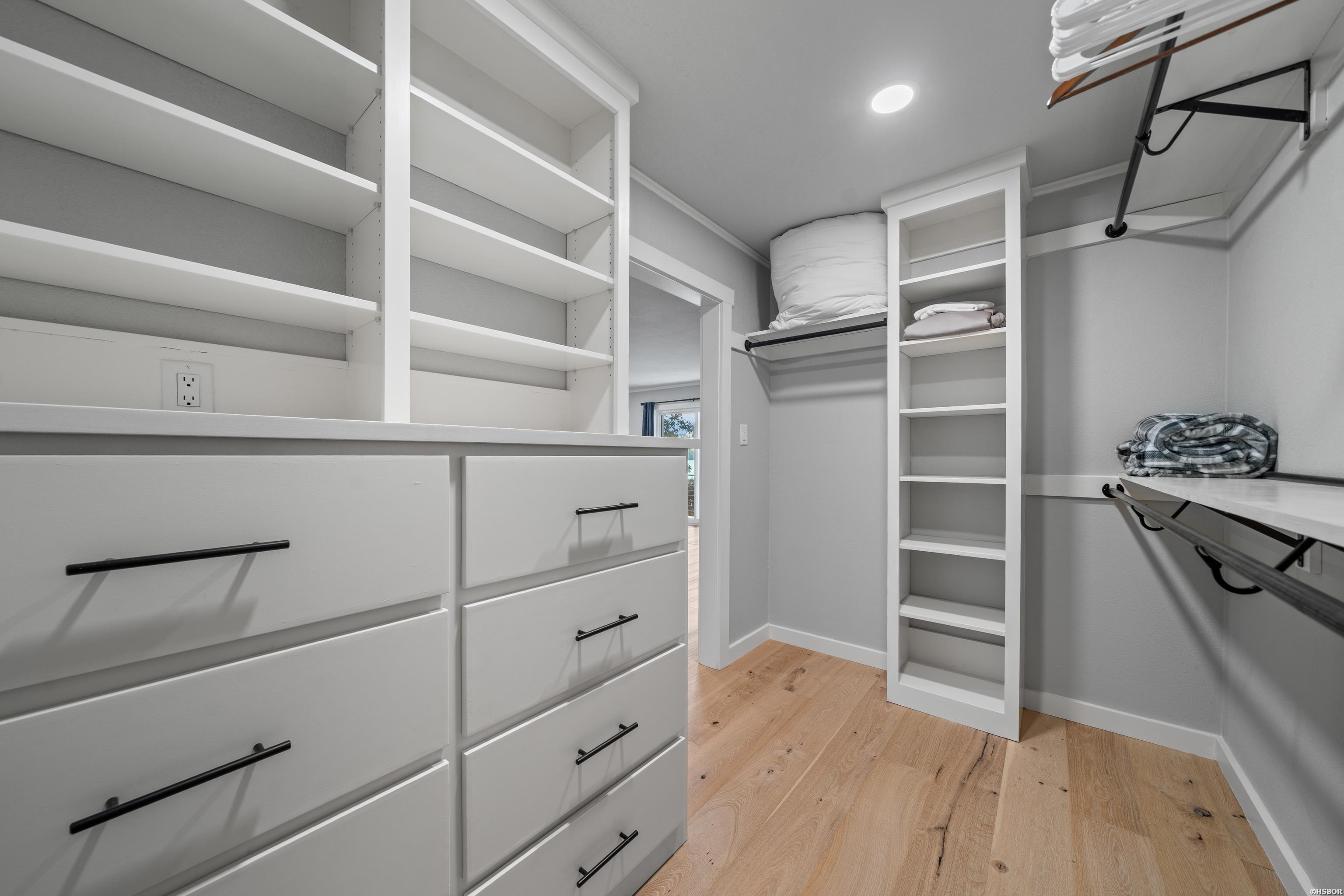 499 Longview Point Property Photo 29