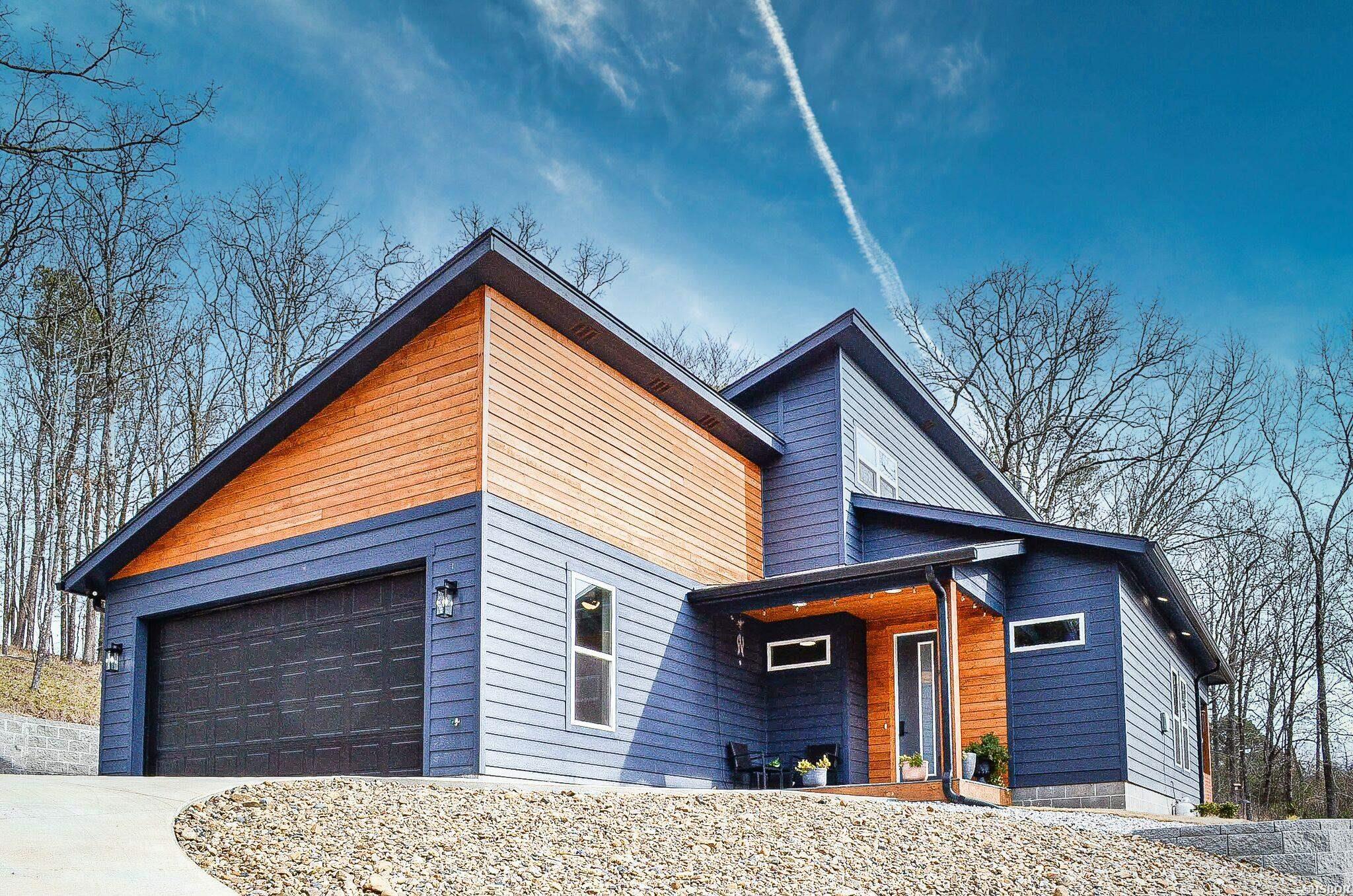 123 TREVINO Court Property Photo 1