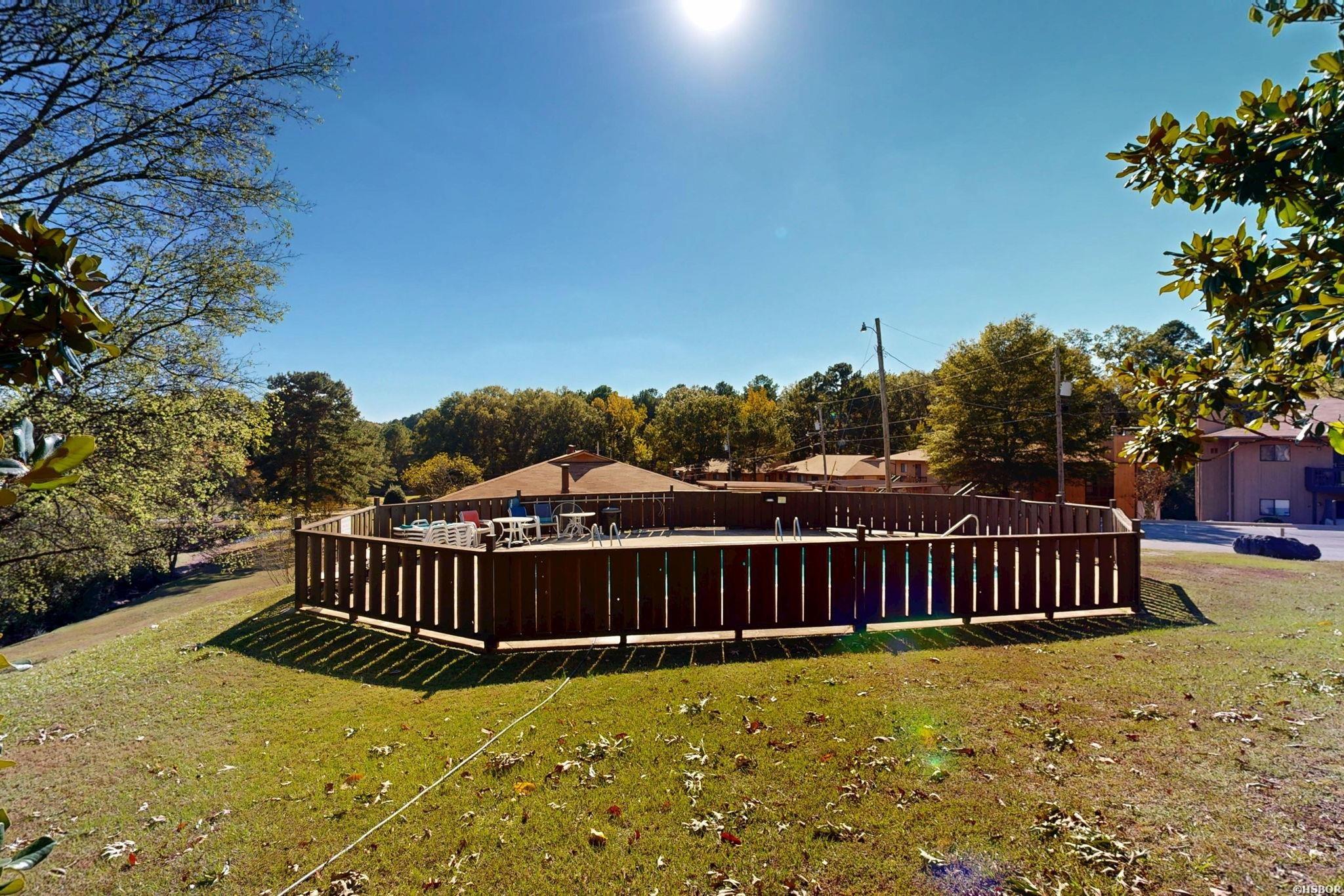 1100 Woodlawn Avenue Property Photo 6