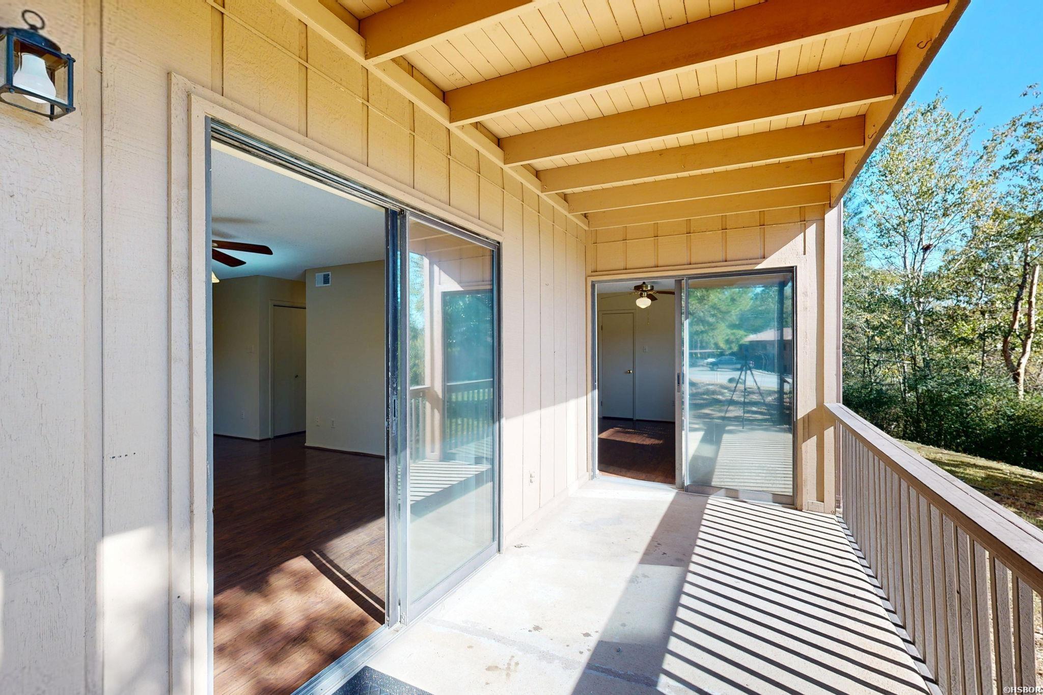 1100 Woodlawn Avenue Property Photo 7