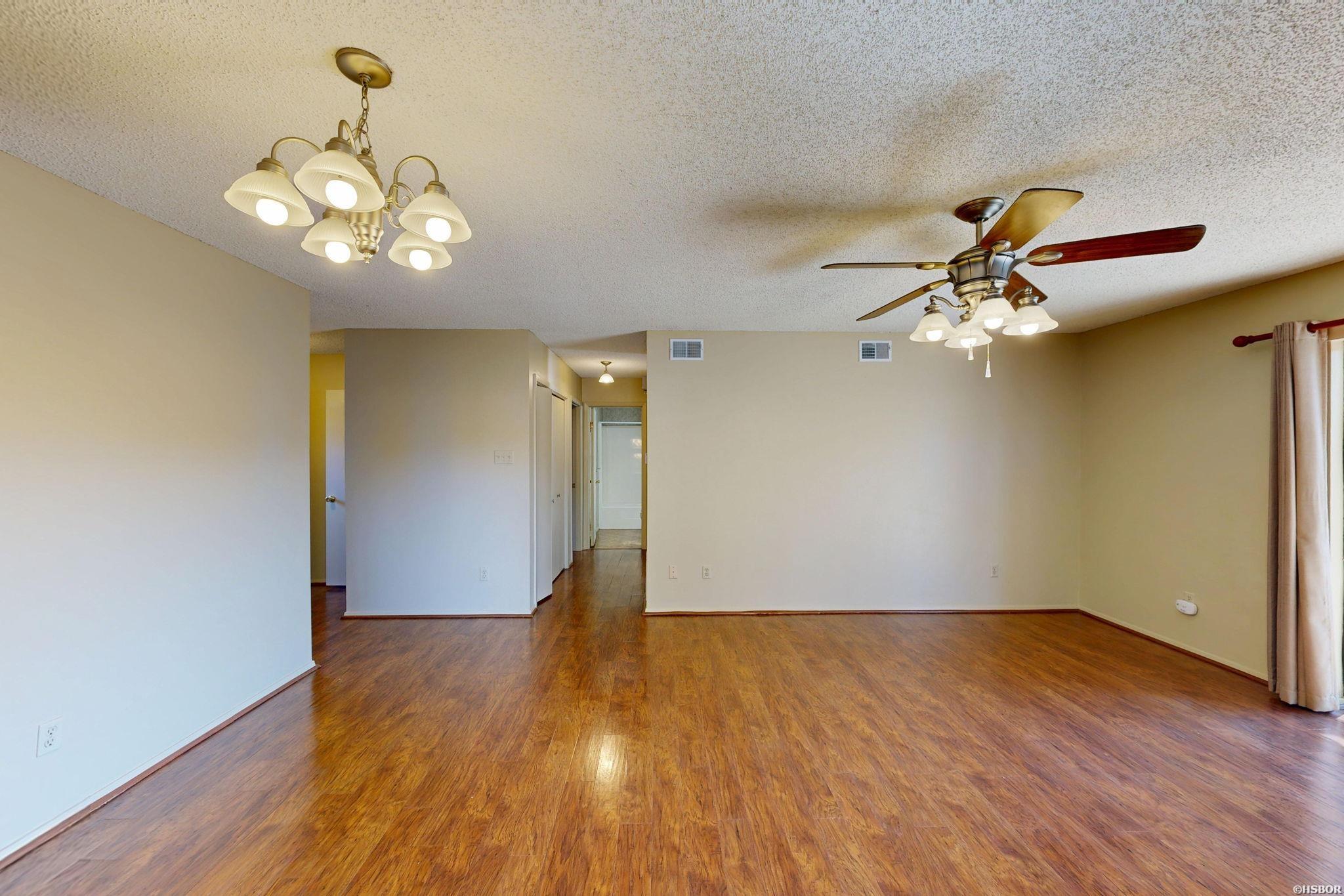 1100 Woodlawn Avenue Property Photo 15