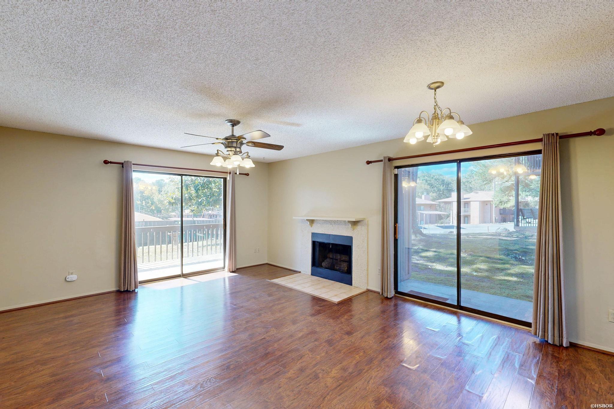 1100 Woodlawn Avenue Property Photo 16