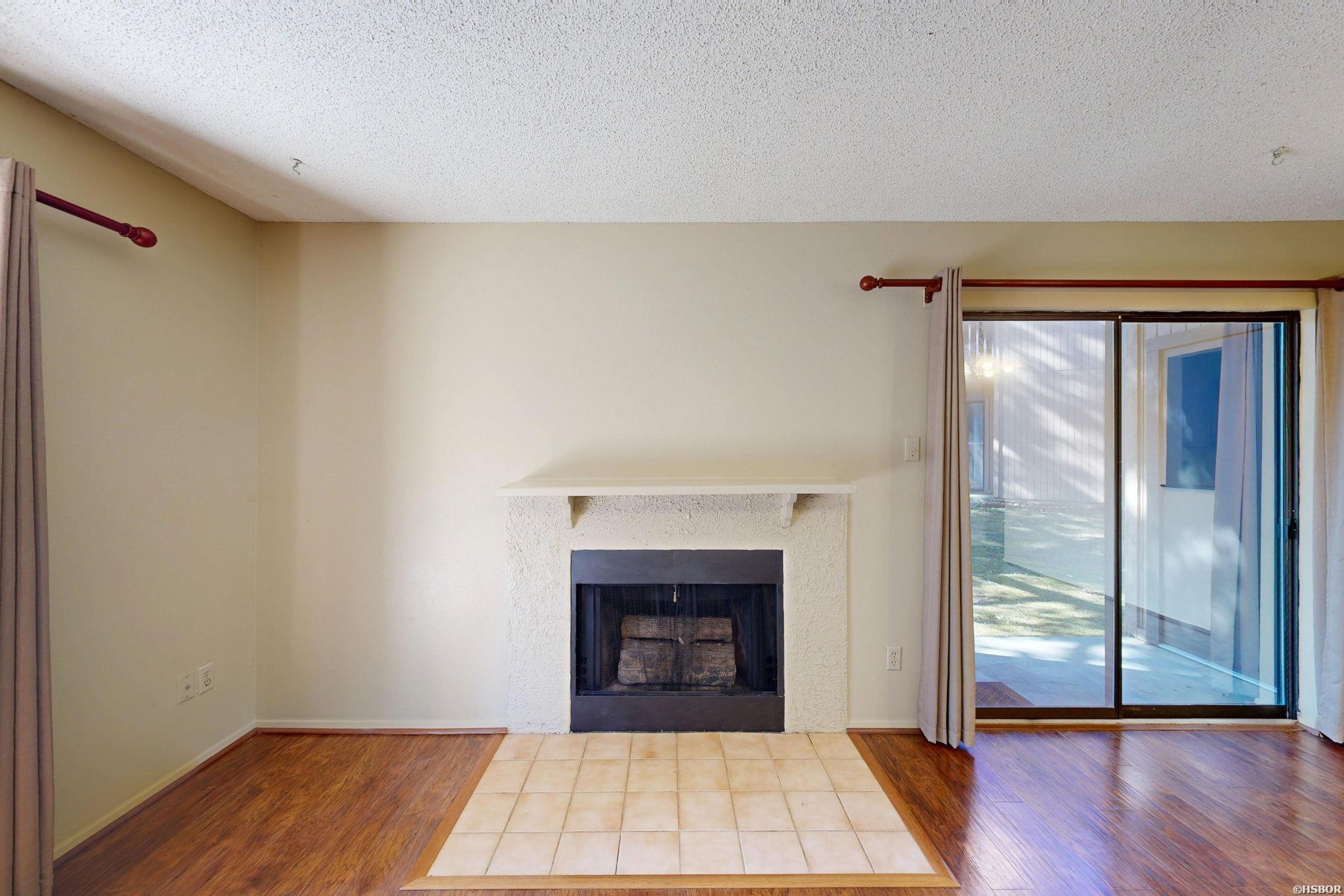 1100 Woodlawn Avenue Property Photo 17