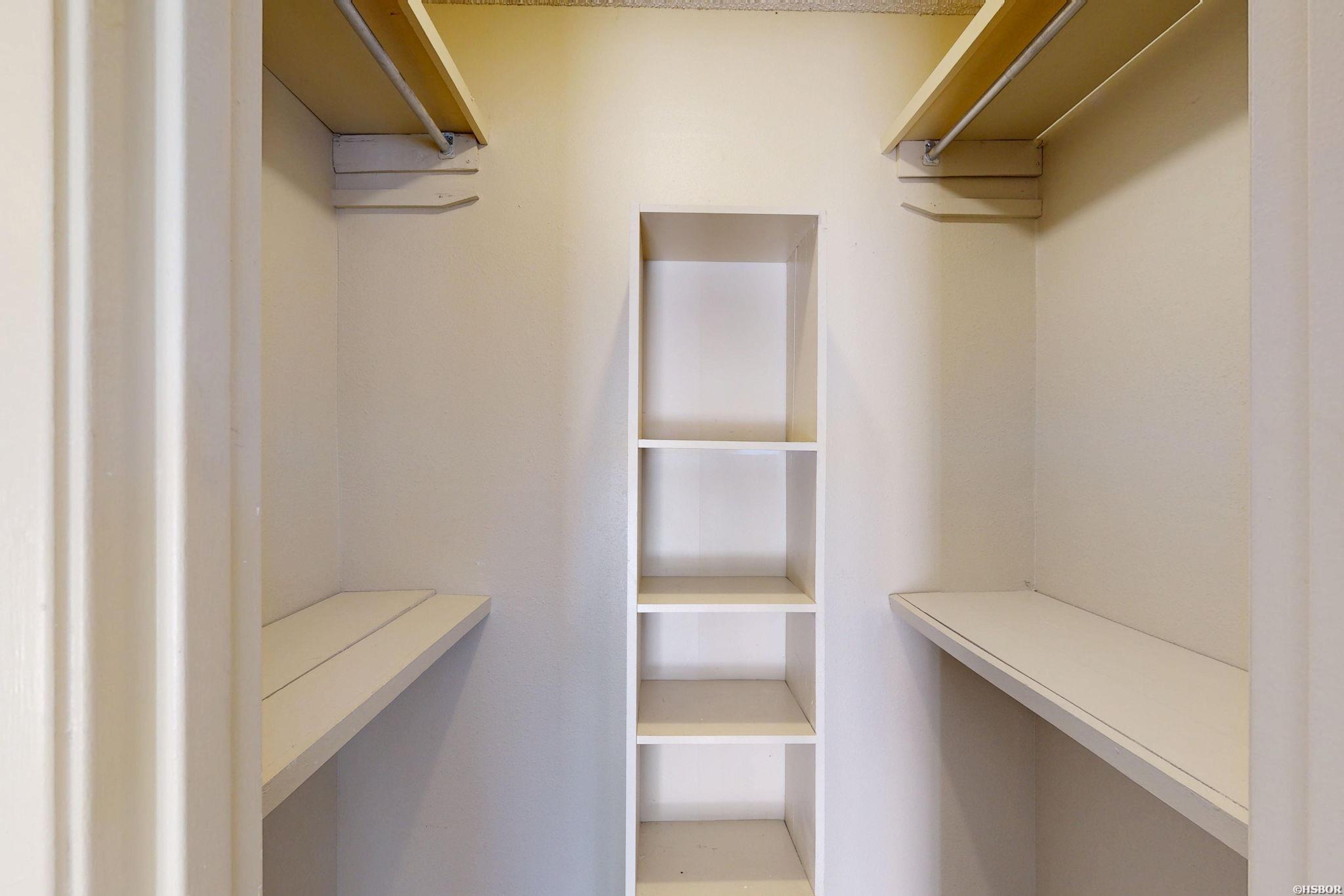 1100 Woodlawn Avenue Property Photo 23