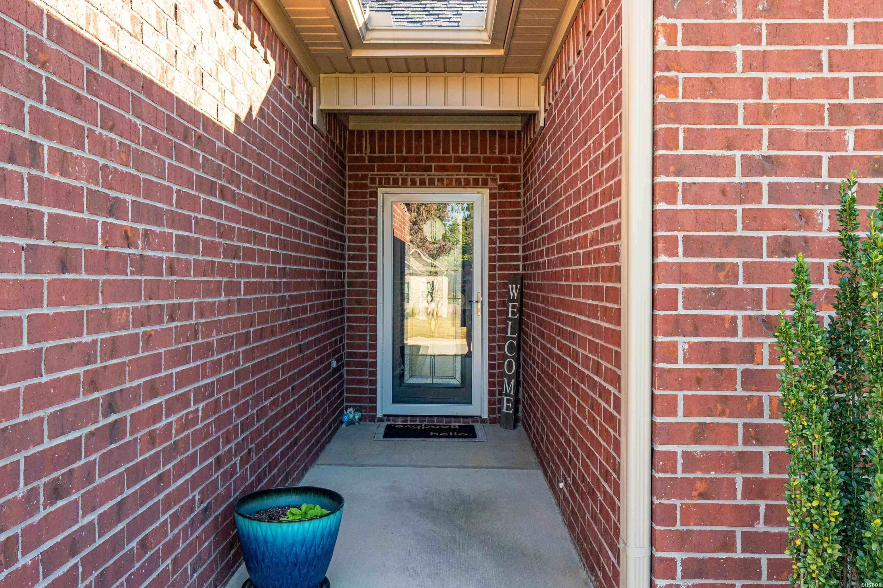 2904 Ann Street Property Photo 9