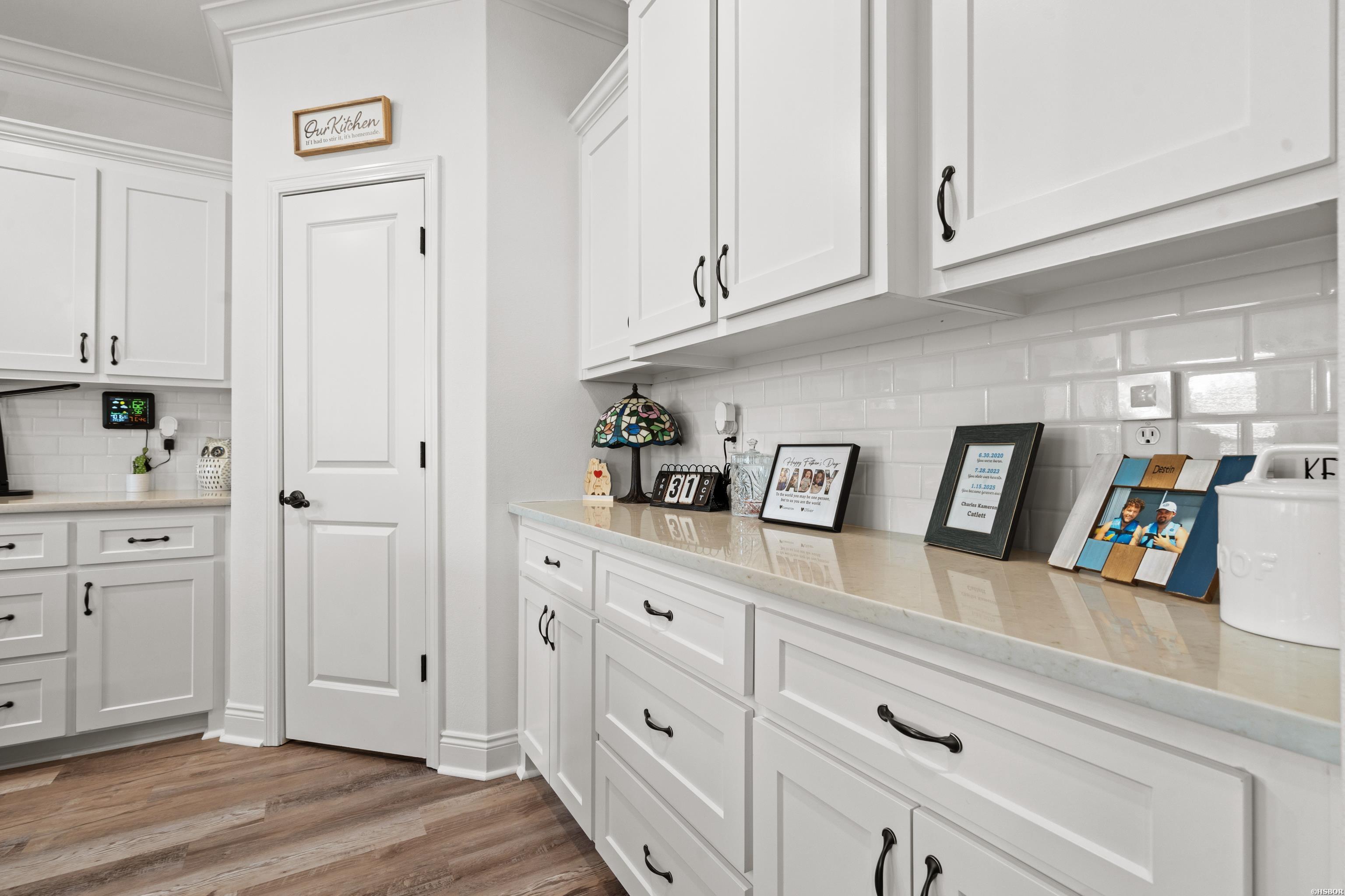 2904 Ann Street Property Photo 22