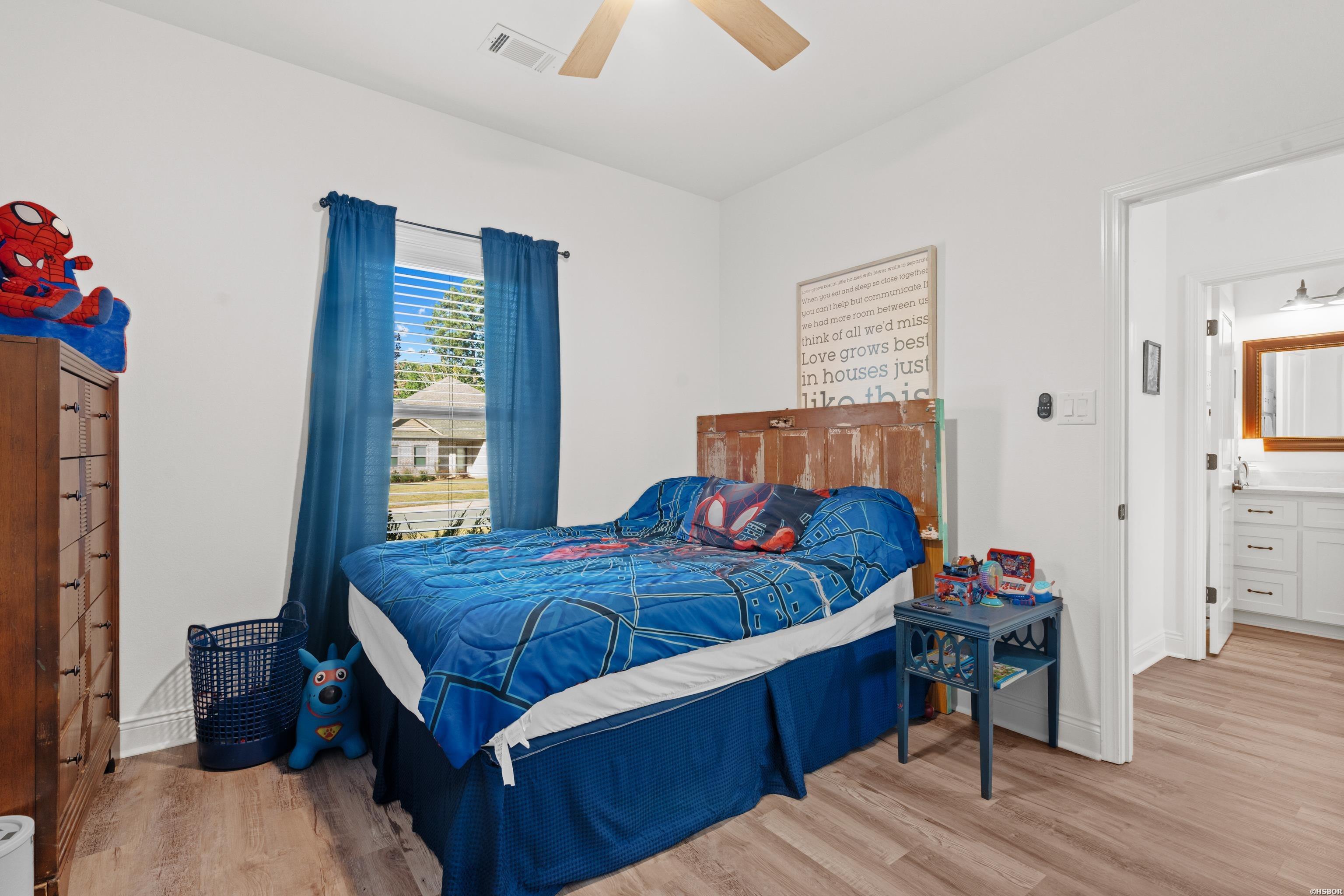 2904 Ann Street Property Photo 24