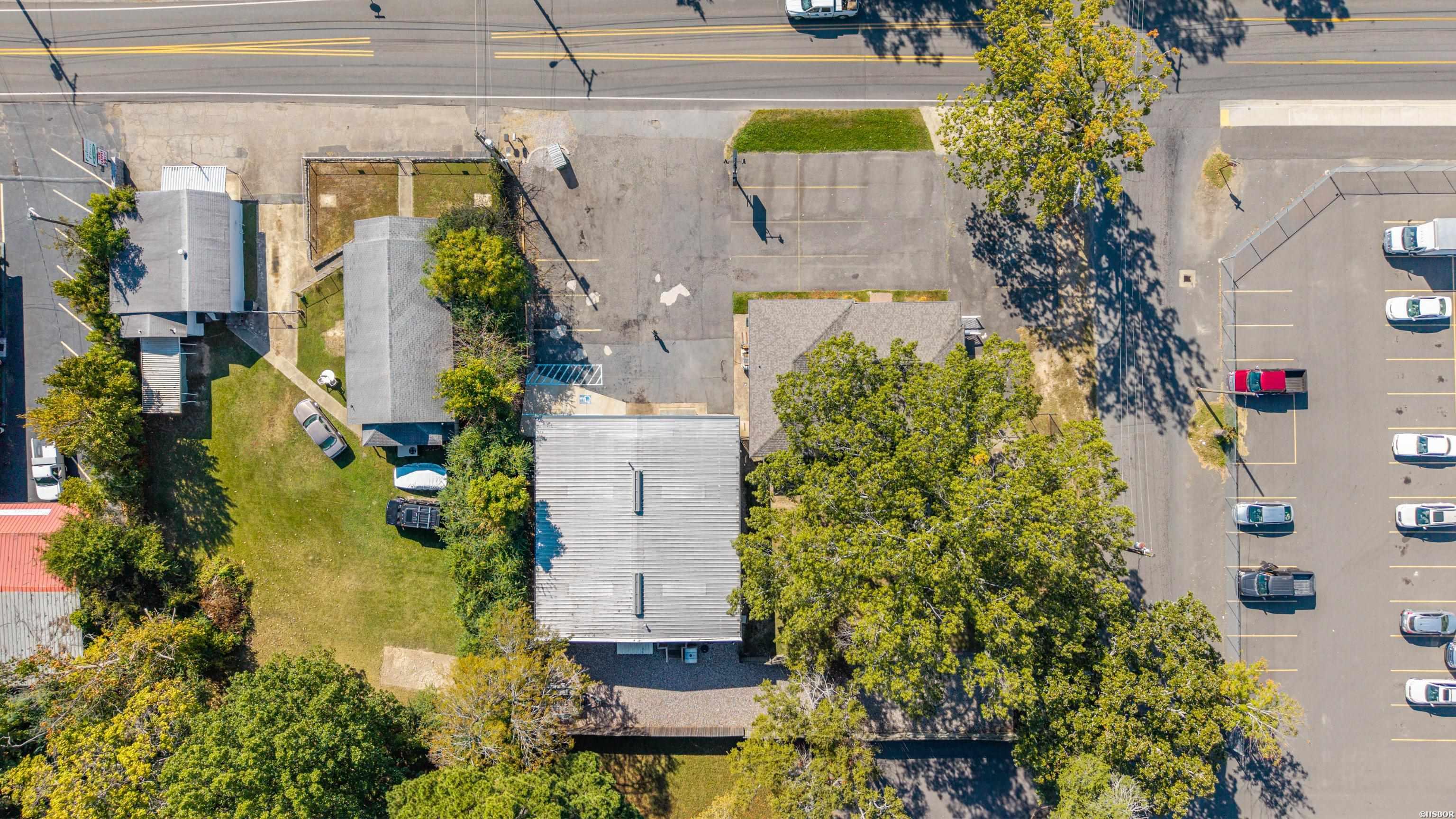 207 & 209 Golf Links Road Property Photo 3