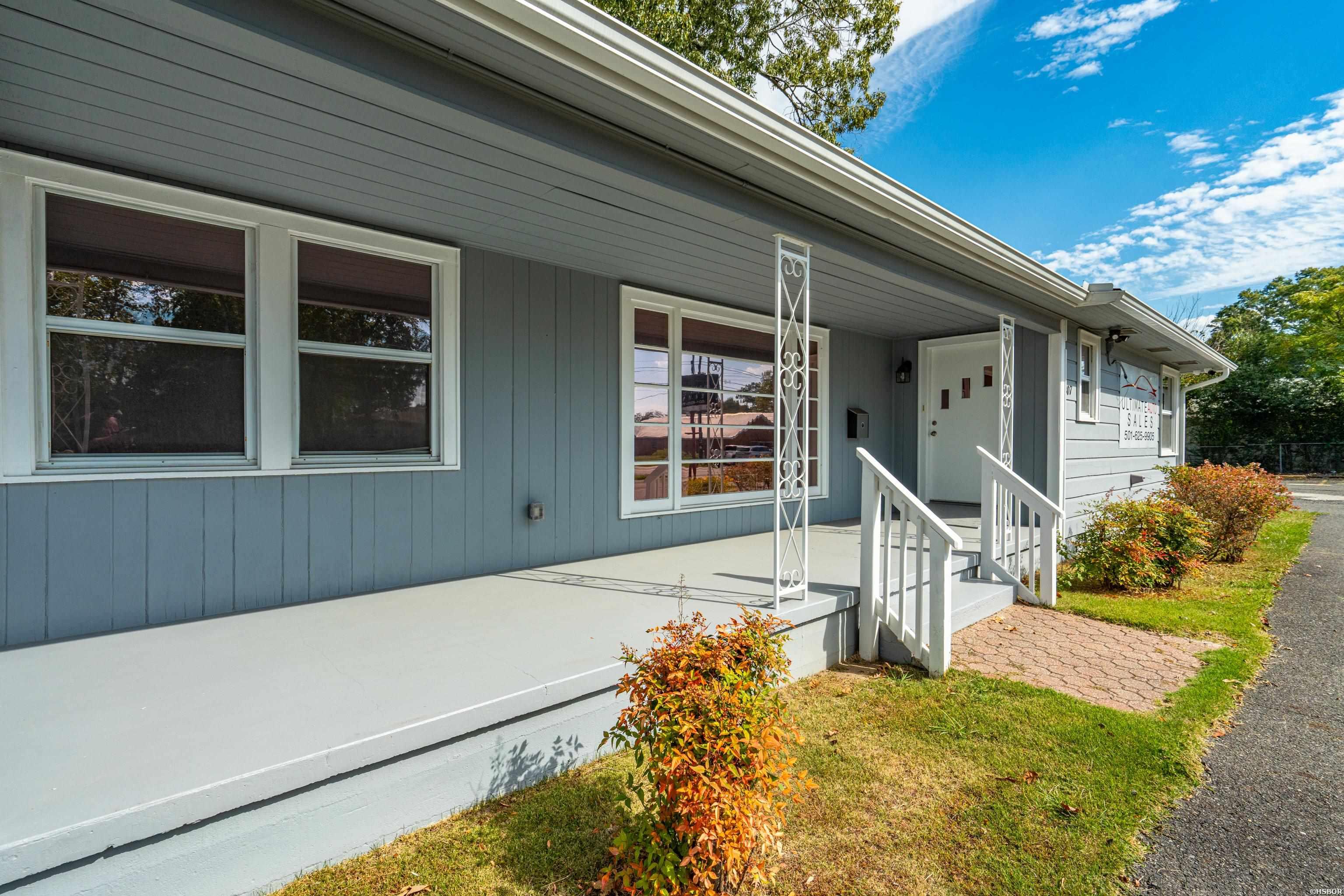 207 & 209 Golf Links Road Property Photo 9