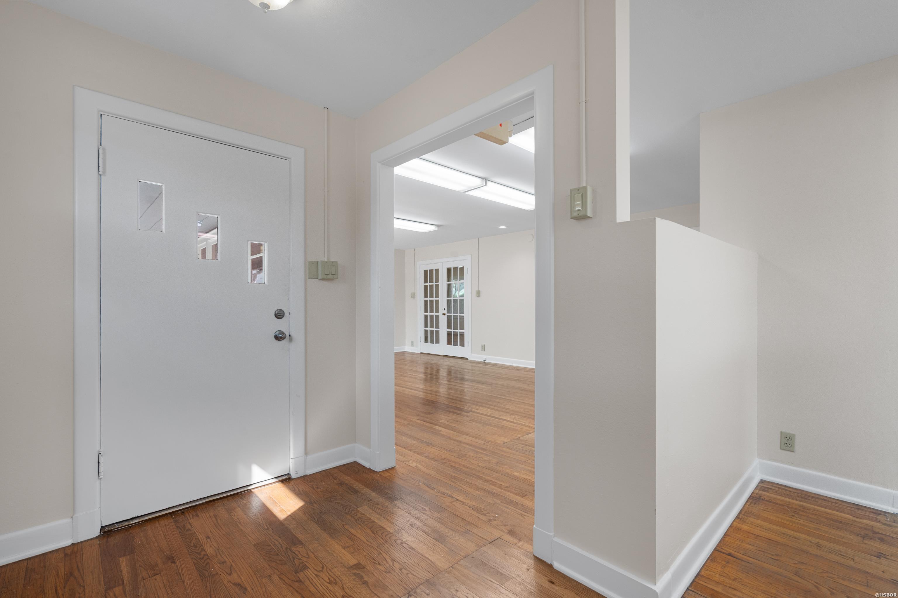 207 & 209 Golf Links Road Property Photo 12