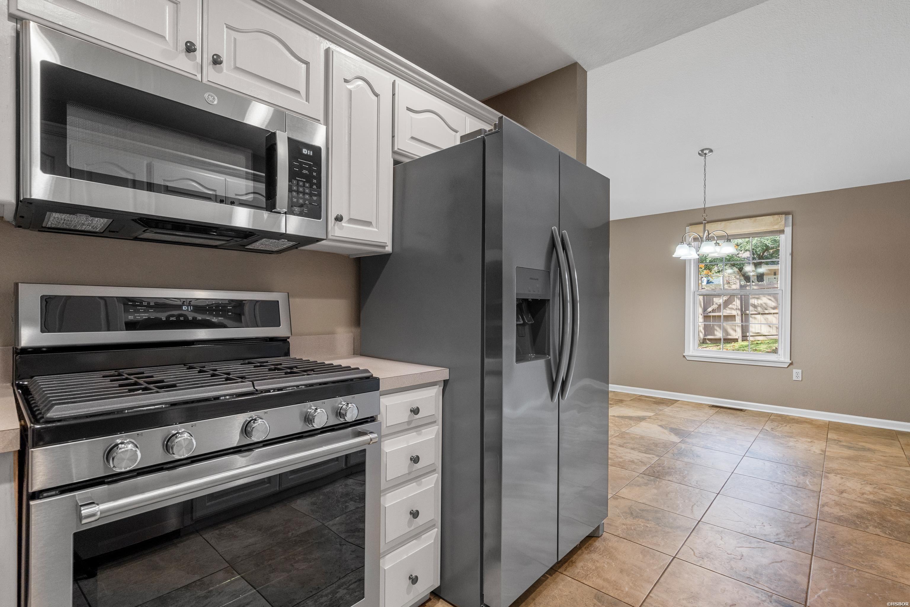 5 Kings Row Property Photo 16