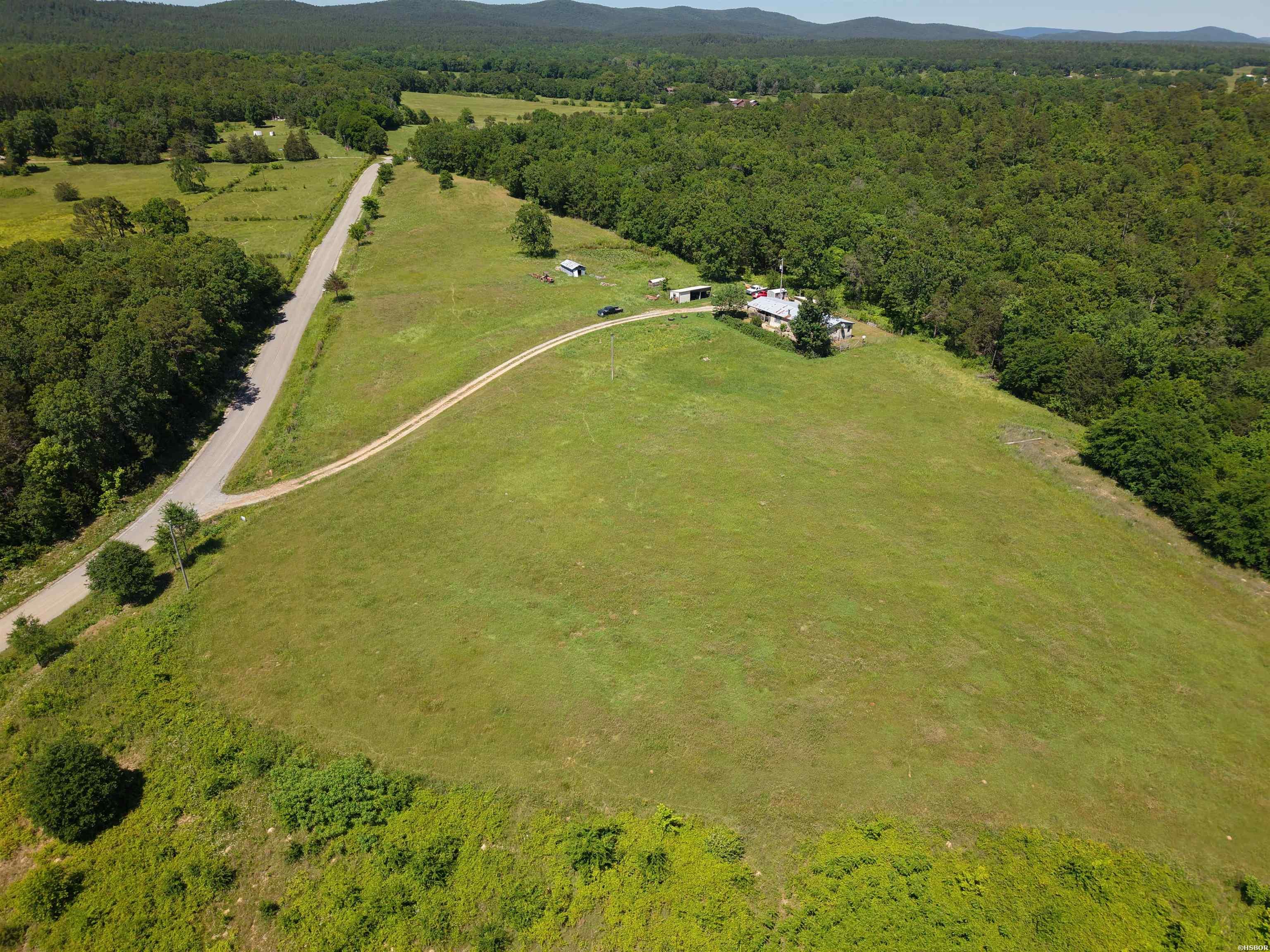 1525 Whitetown Road Property Photo 7
