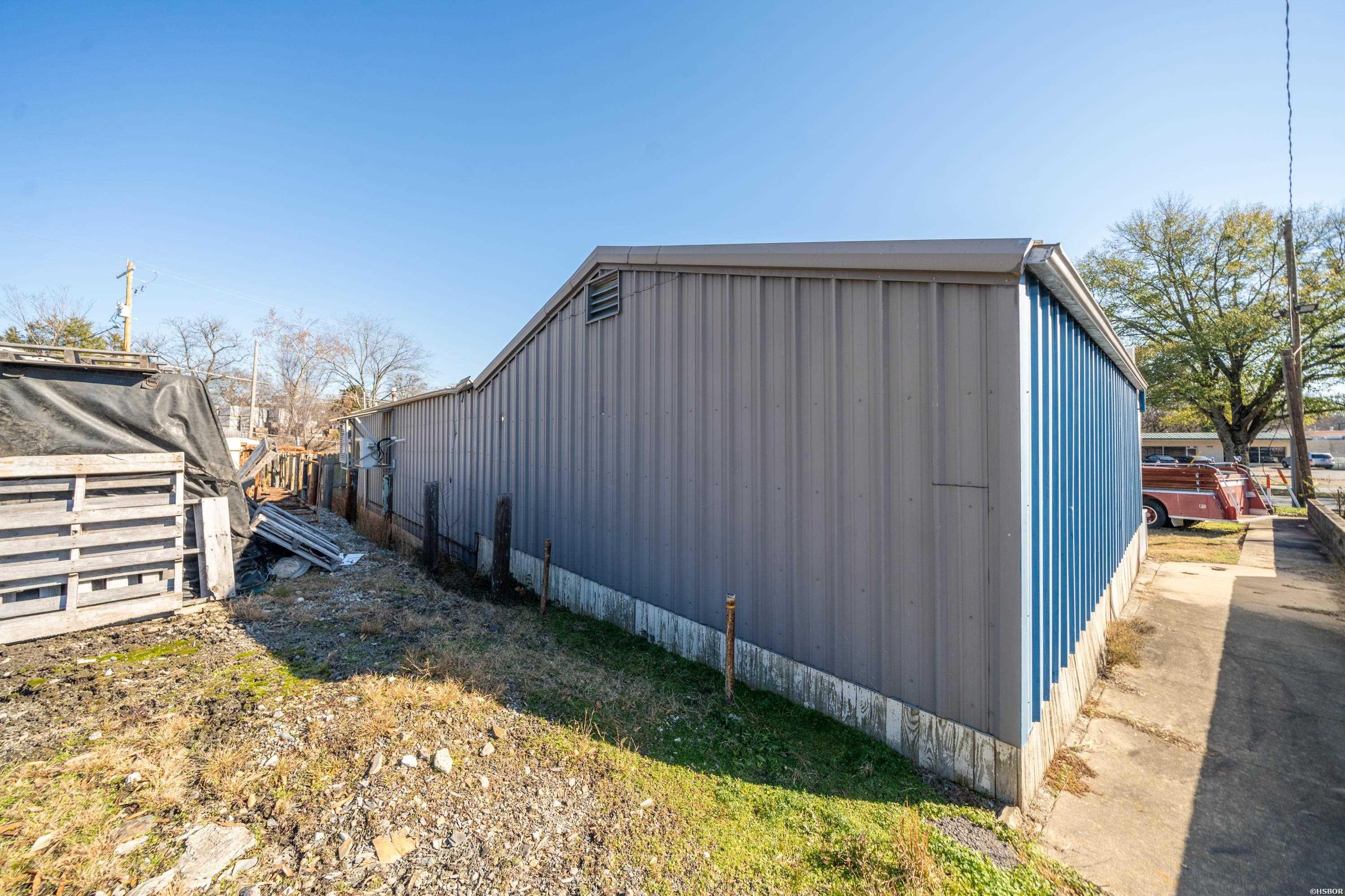 815 & 817 Grand Avenue Property Photo 30