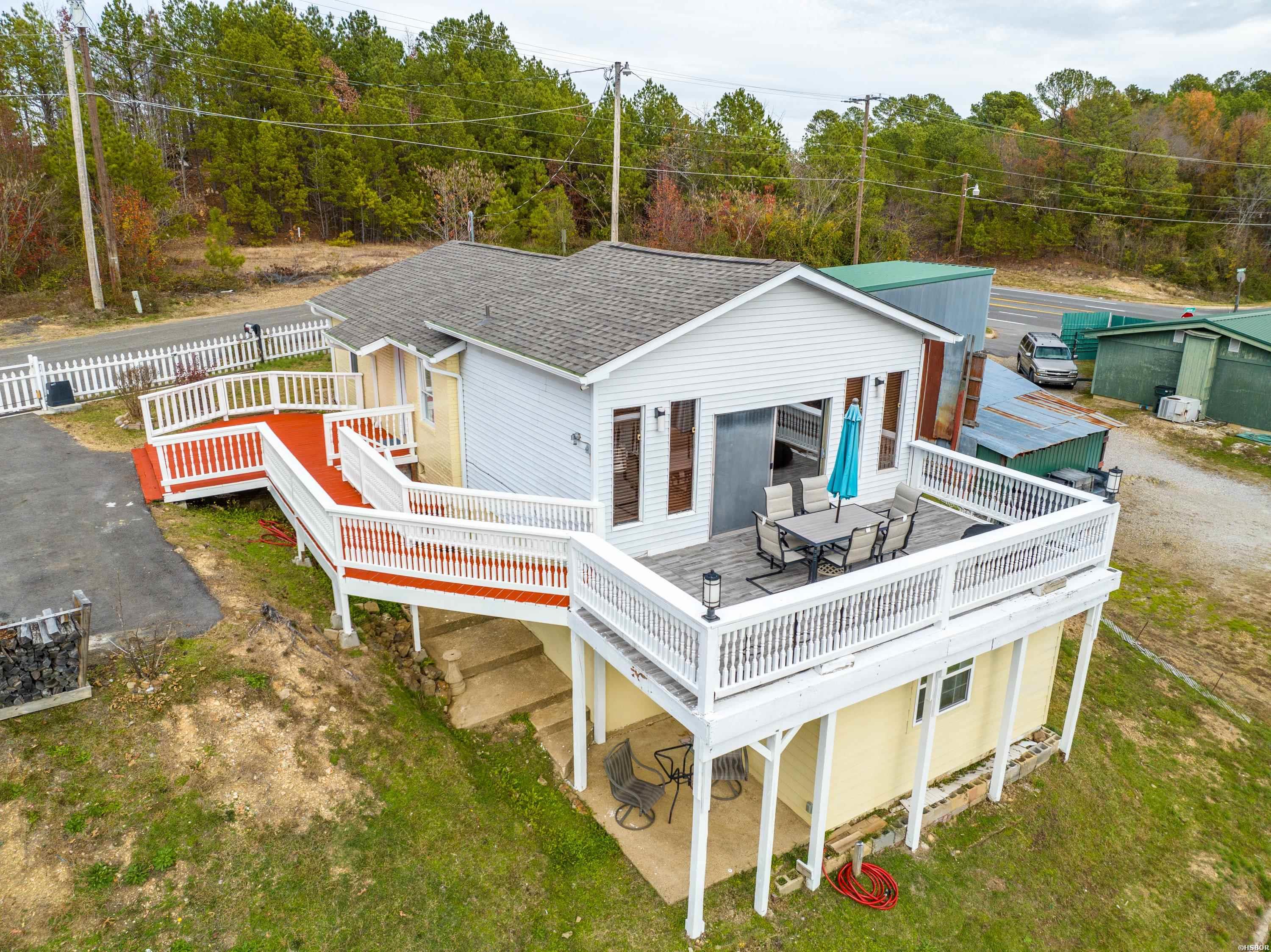 158 Catalina Circle Property Photo 1