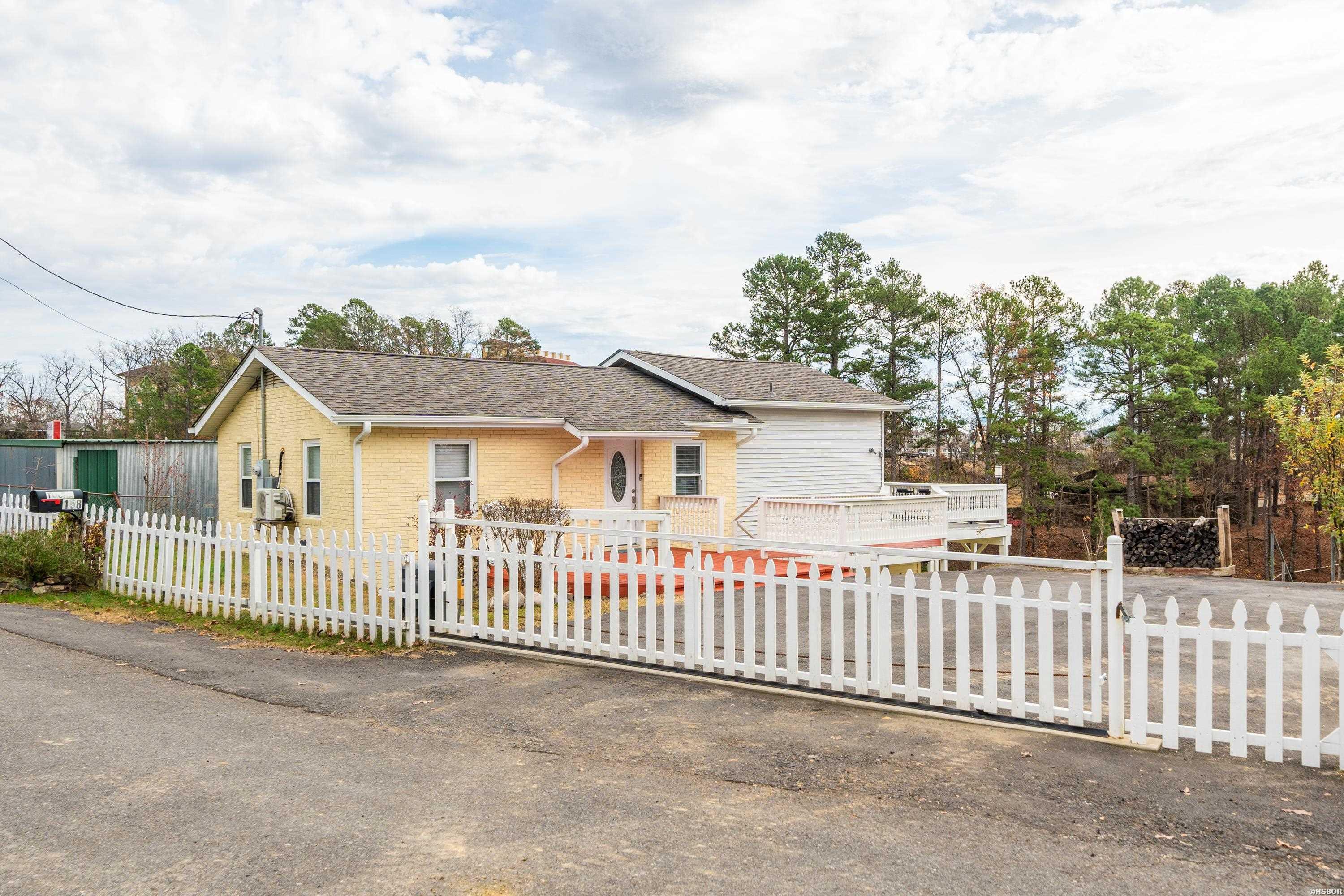 158 Catalina Circle Property Photo 3