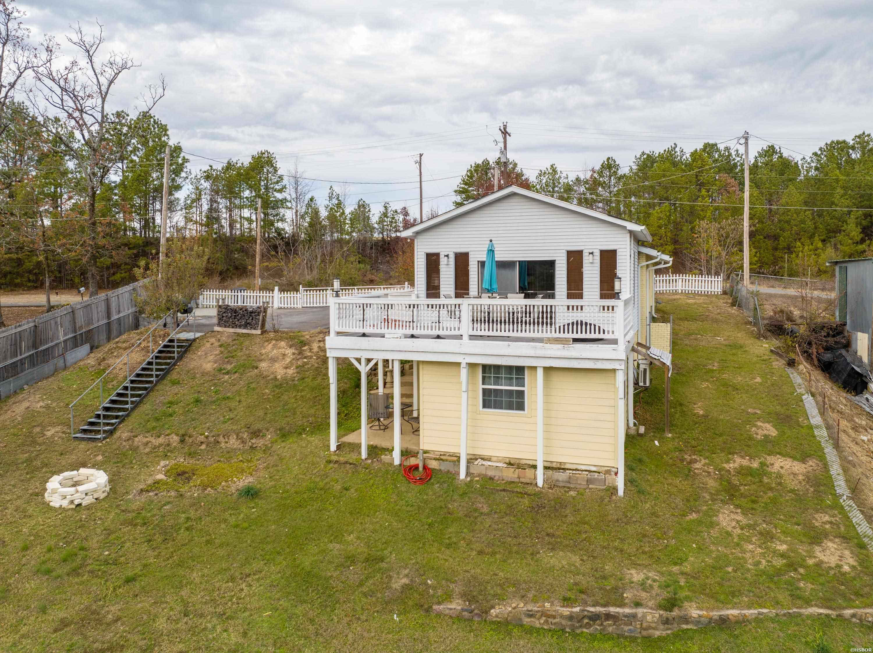 158 Catalina Circle Property Photo 4