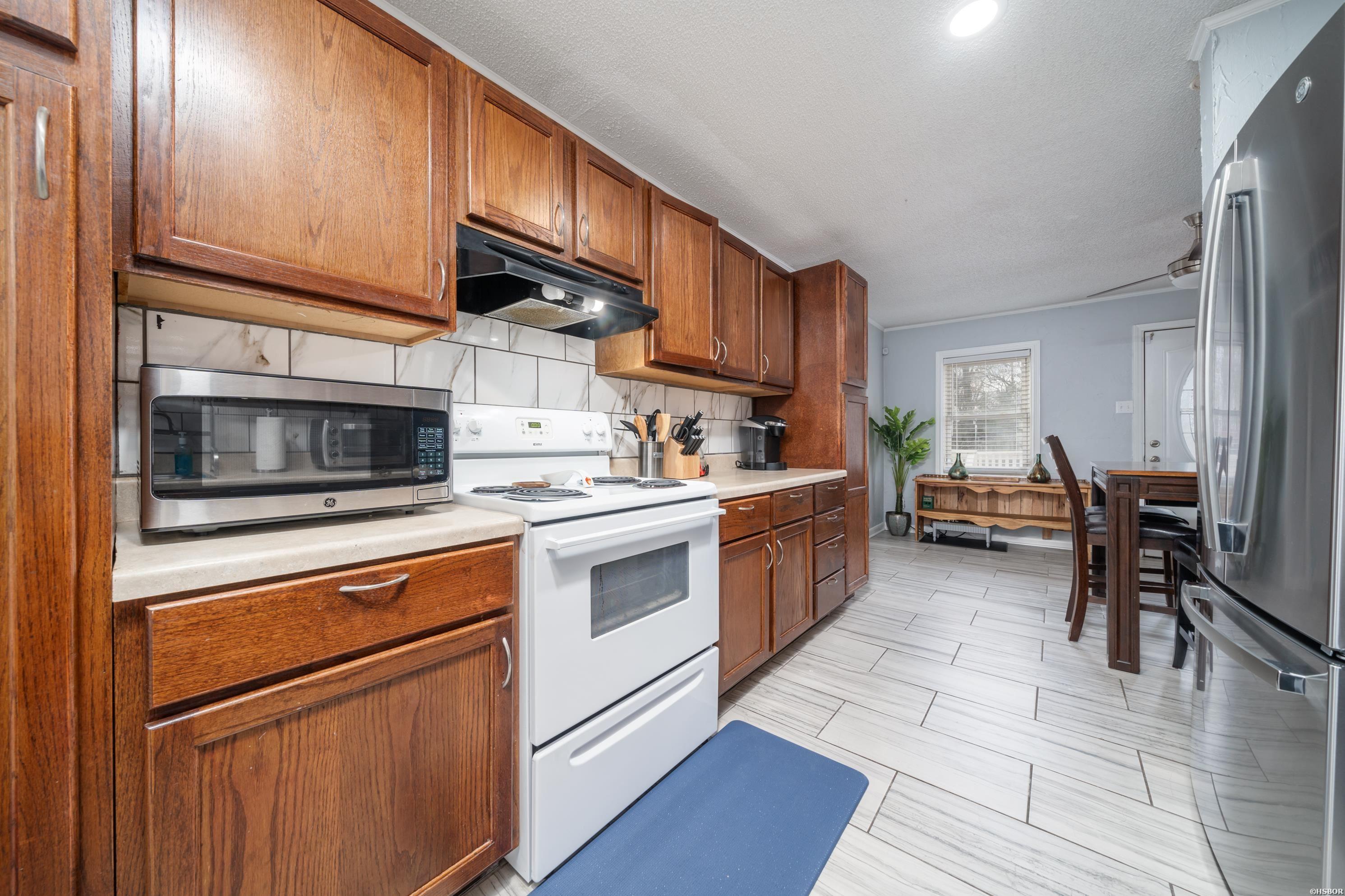 158 Catalina Circle Property Photo 7