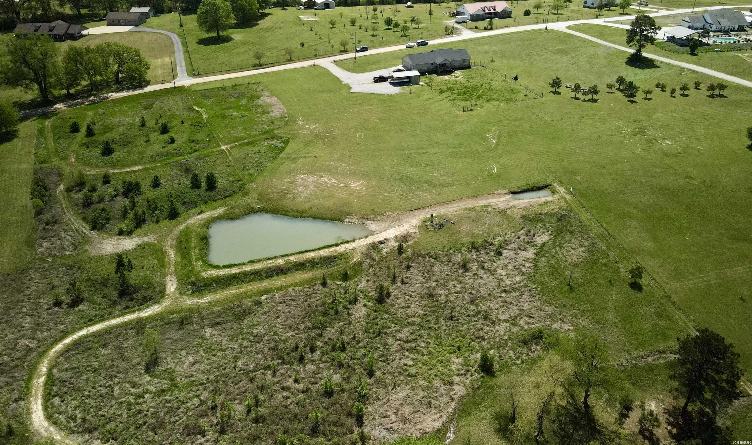 Xx Pin Oak Property Photo 2
