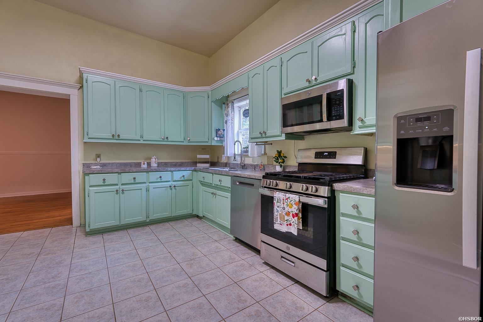 602 Third Street Property Photo 25
