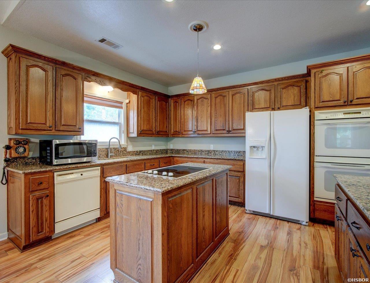 239 Scenic Drive Property Photo 24