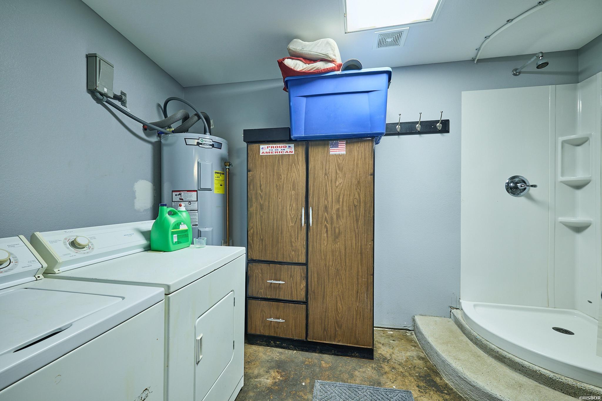 901 Spring Street Property Photo 13