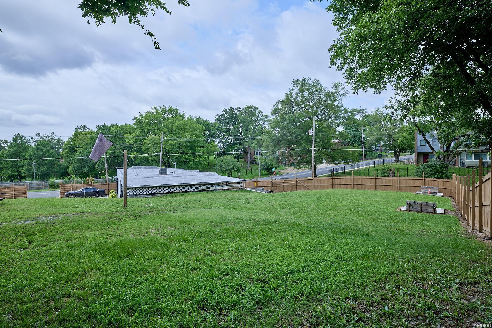 901 Spring Street Property Photo 24