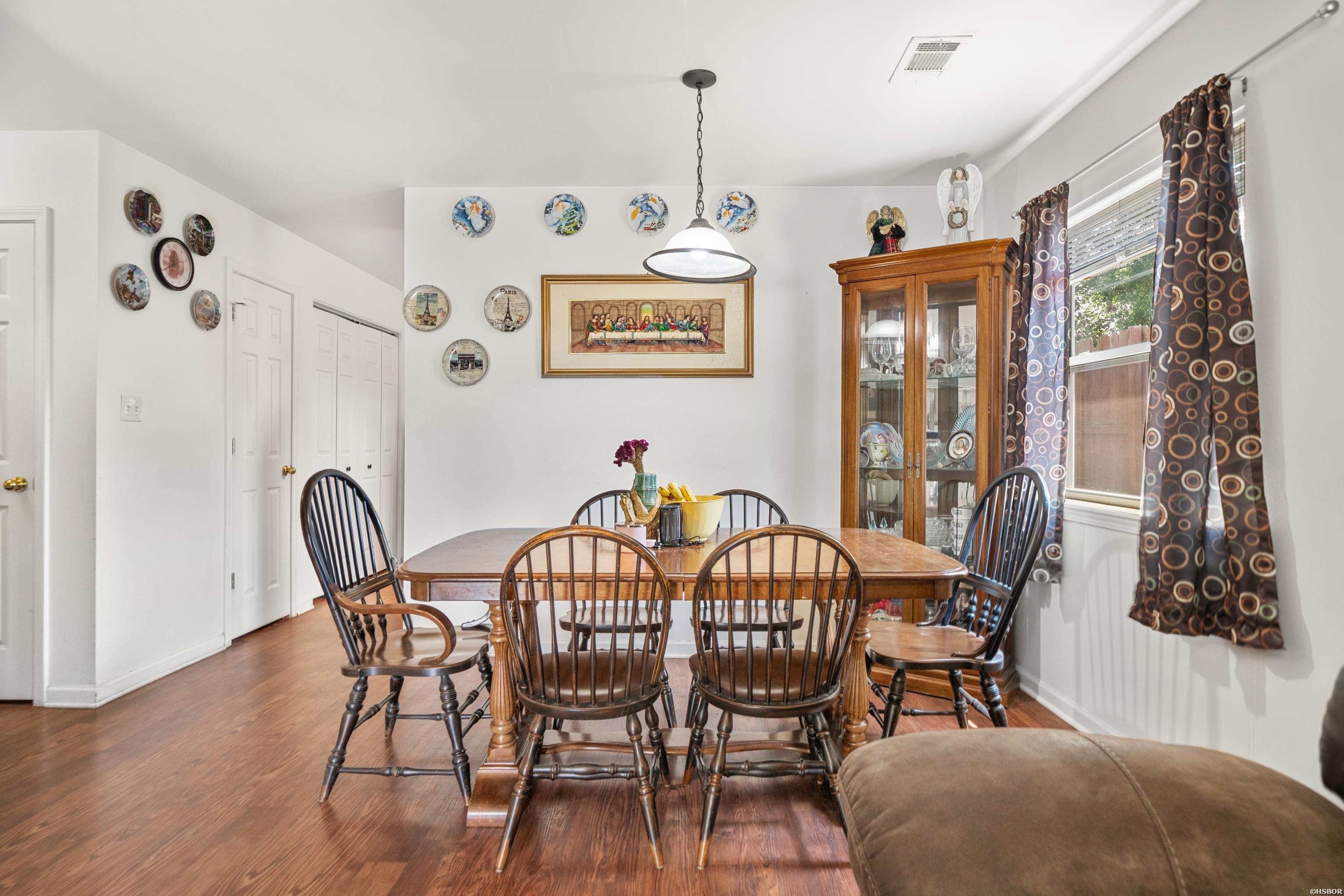 112 Mellersh Street Property Photo 6