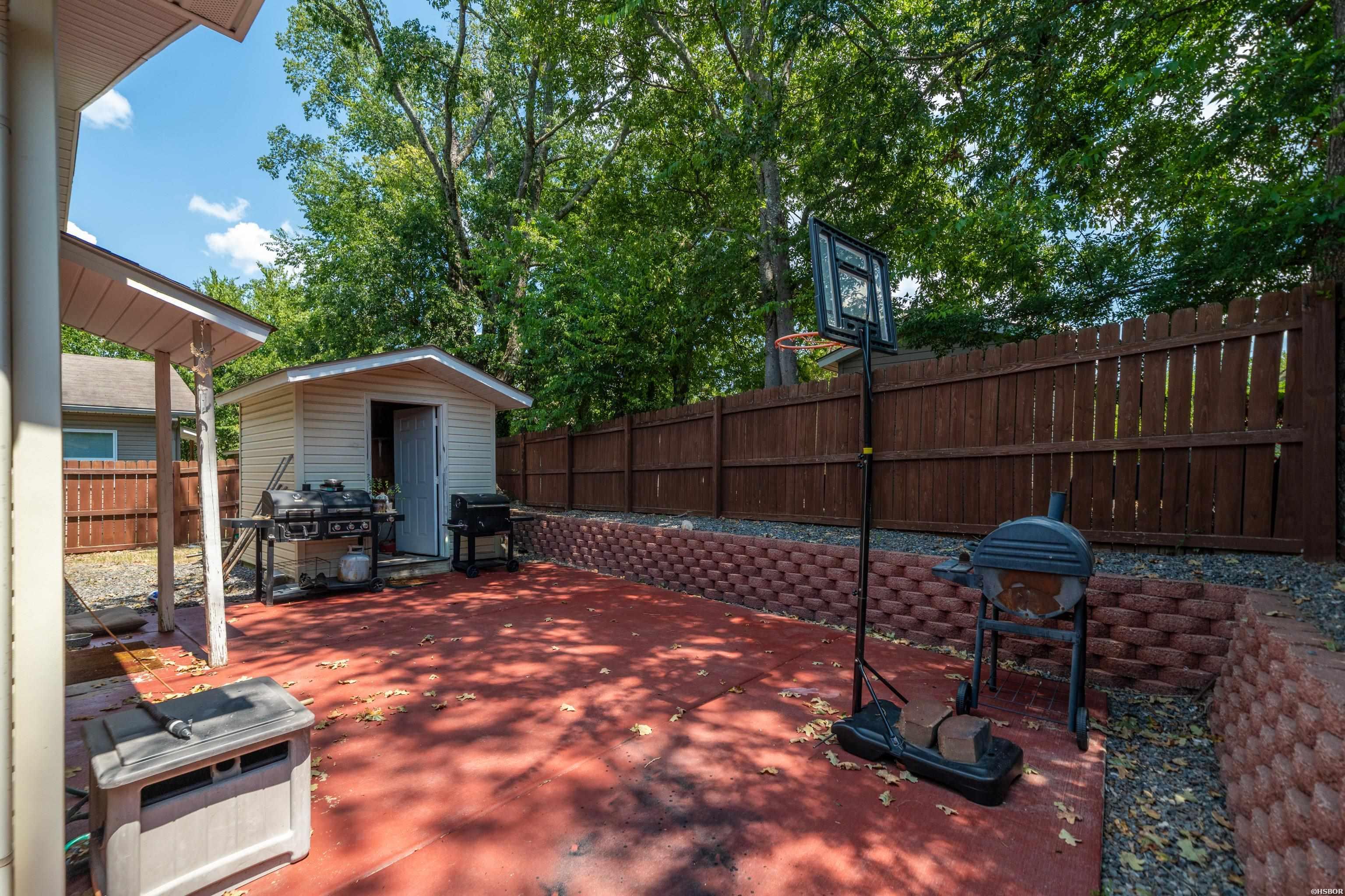 112 Mellersh Street Property Photo 22