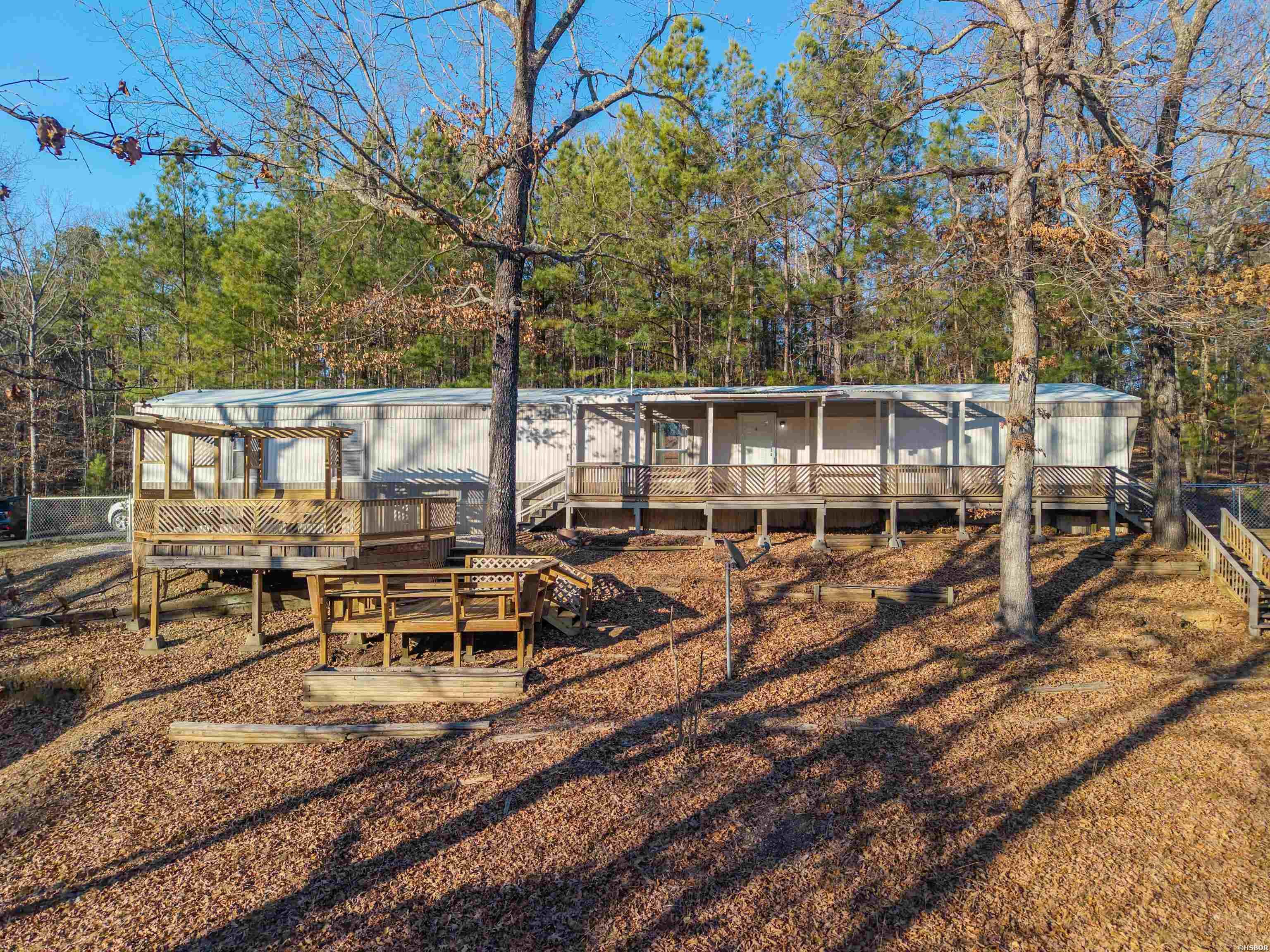 604 W Goathill Road Property Photo 1