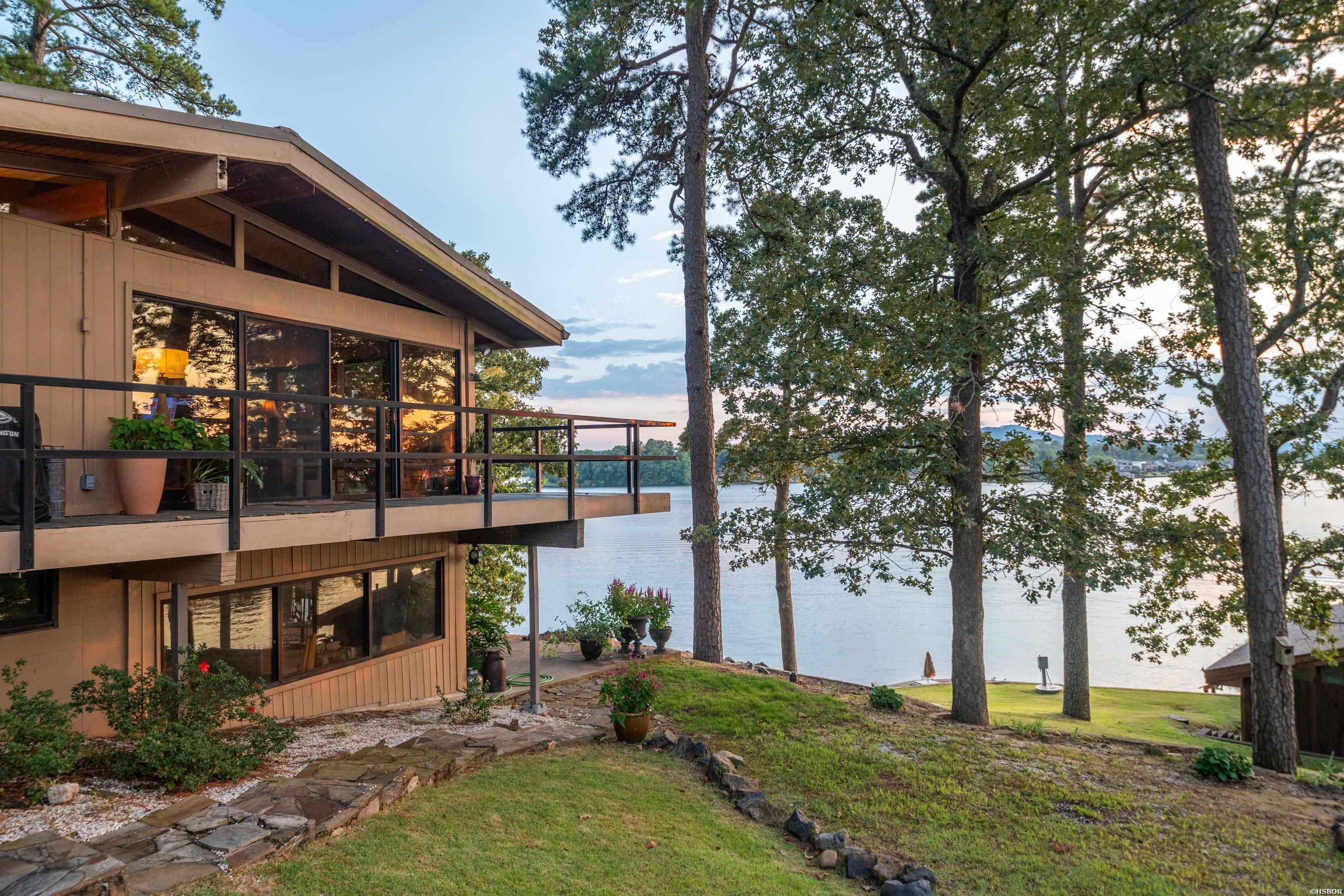 820 Lakeland Point Property Photo 18