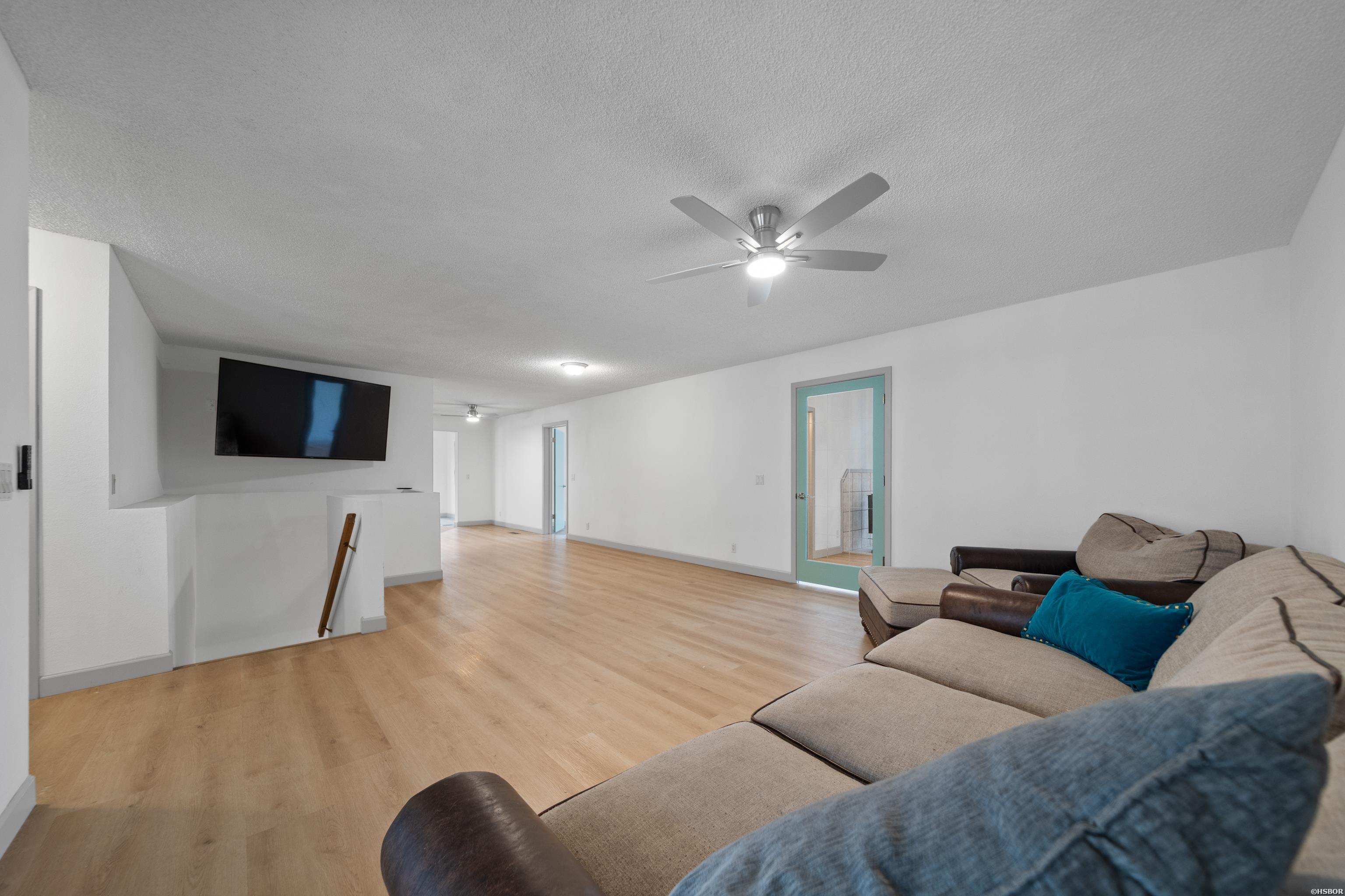 7 Marin Lane Property Photo 4