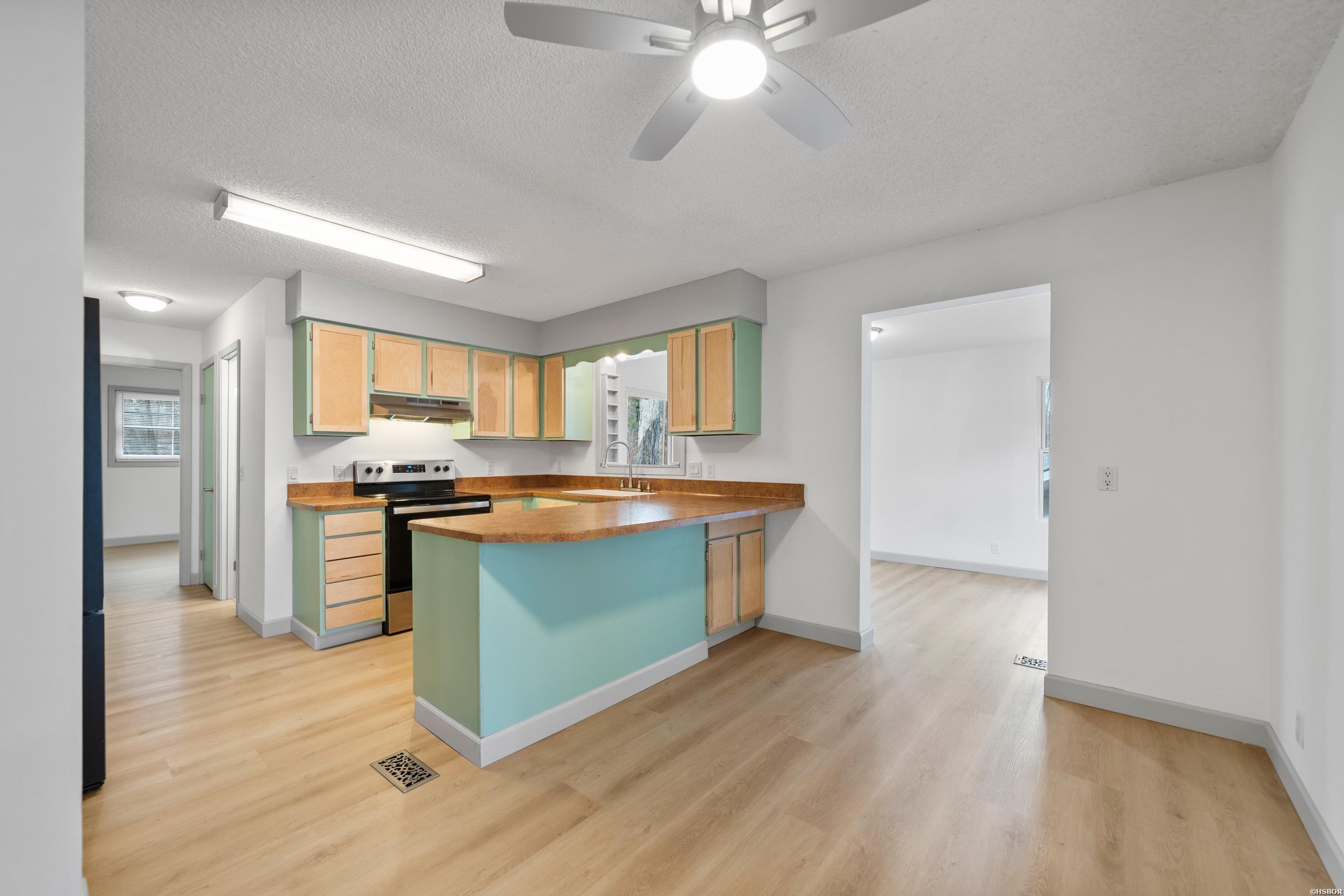 7 Marin Lane Property Photo 6