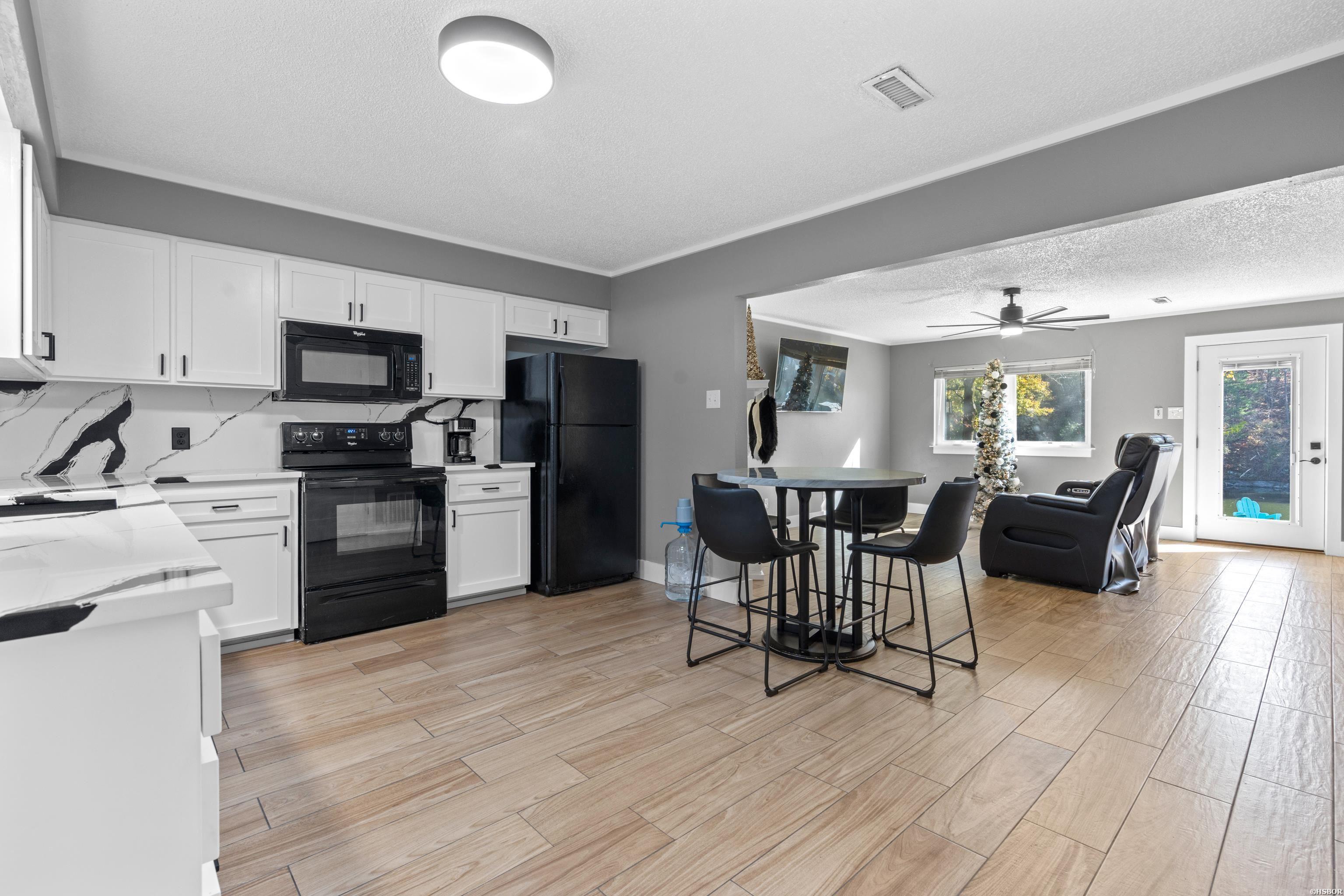 153869 Property Photo 6