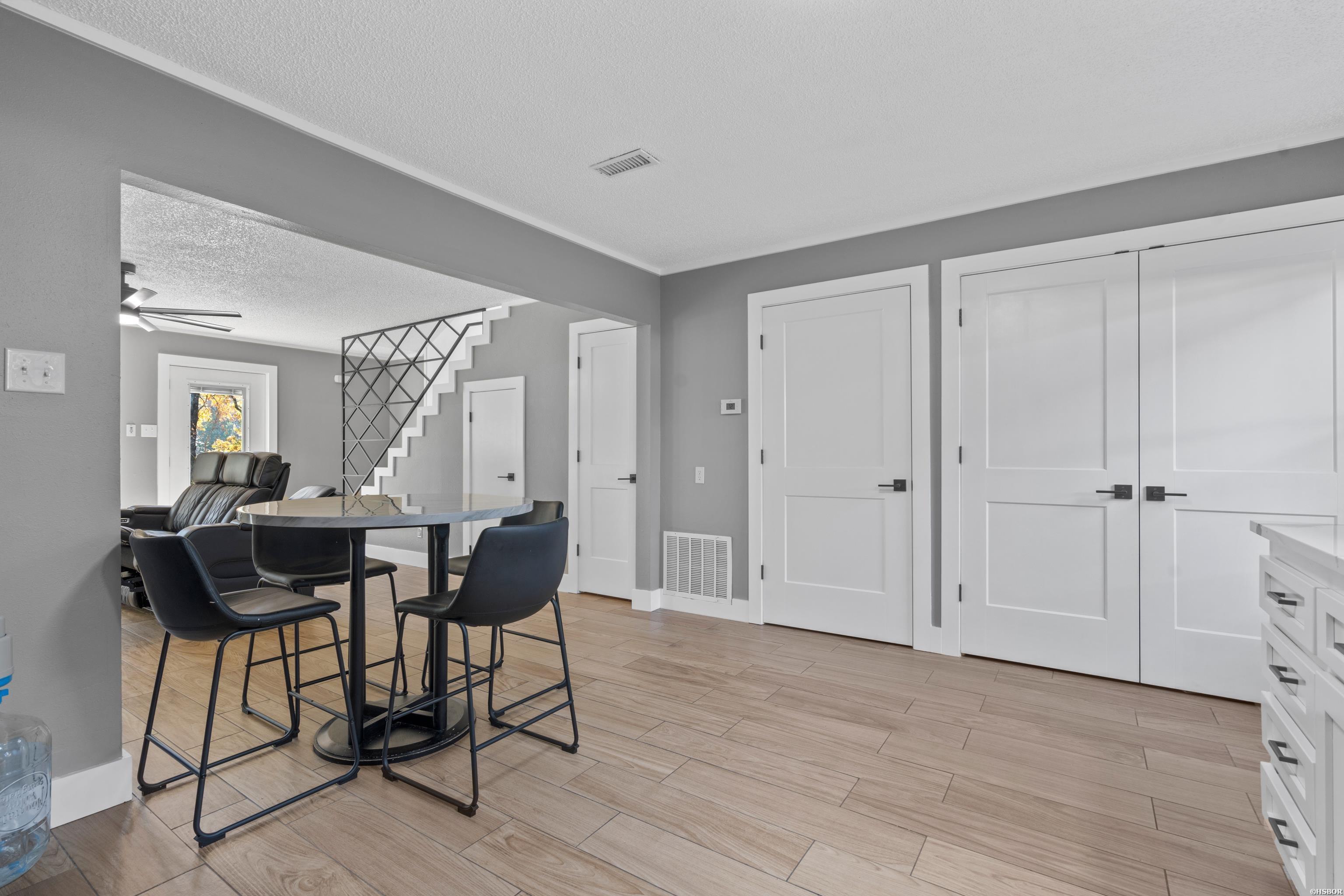 153869 Property Photo 8