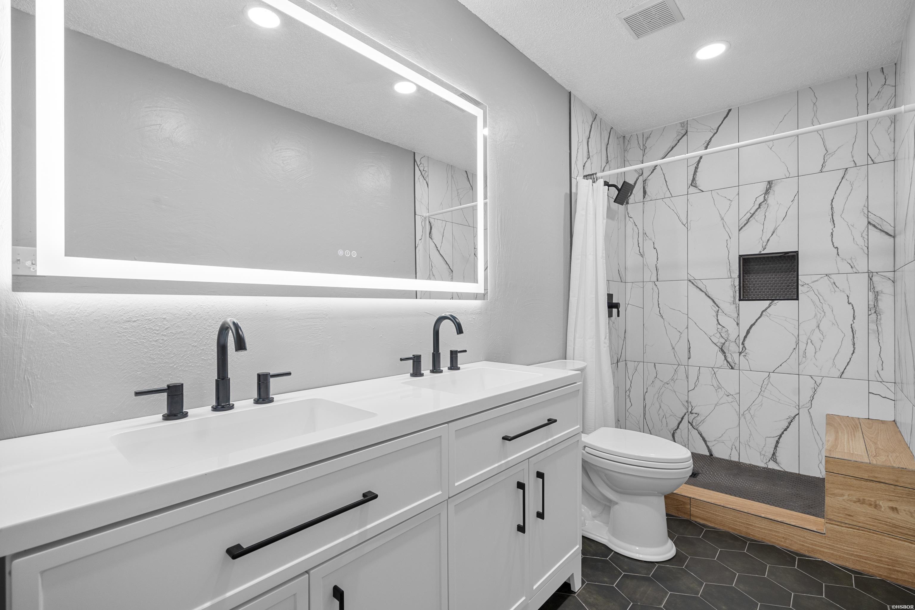 153869 Property Photo 17
